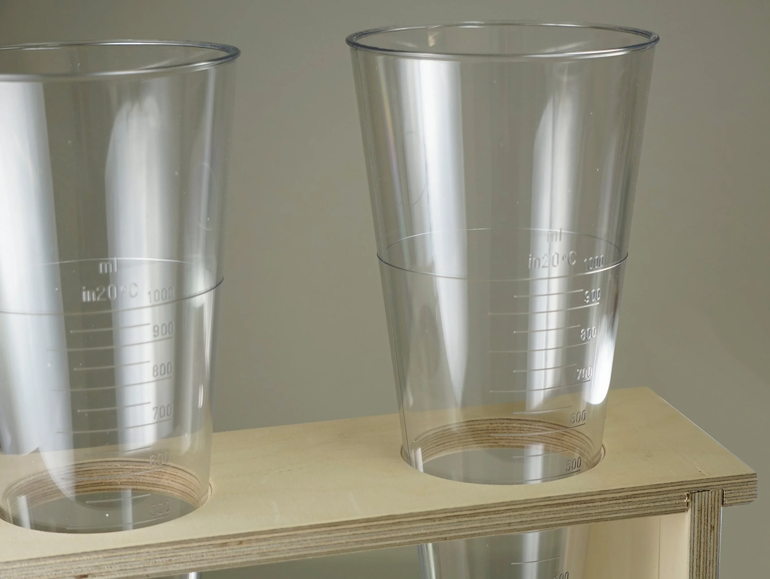 Imhoff pojemnik do osadzenia 1000 ml DIN 12672 SAN z zatyczkami skradycjonowany