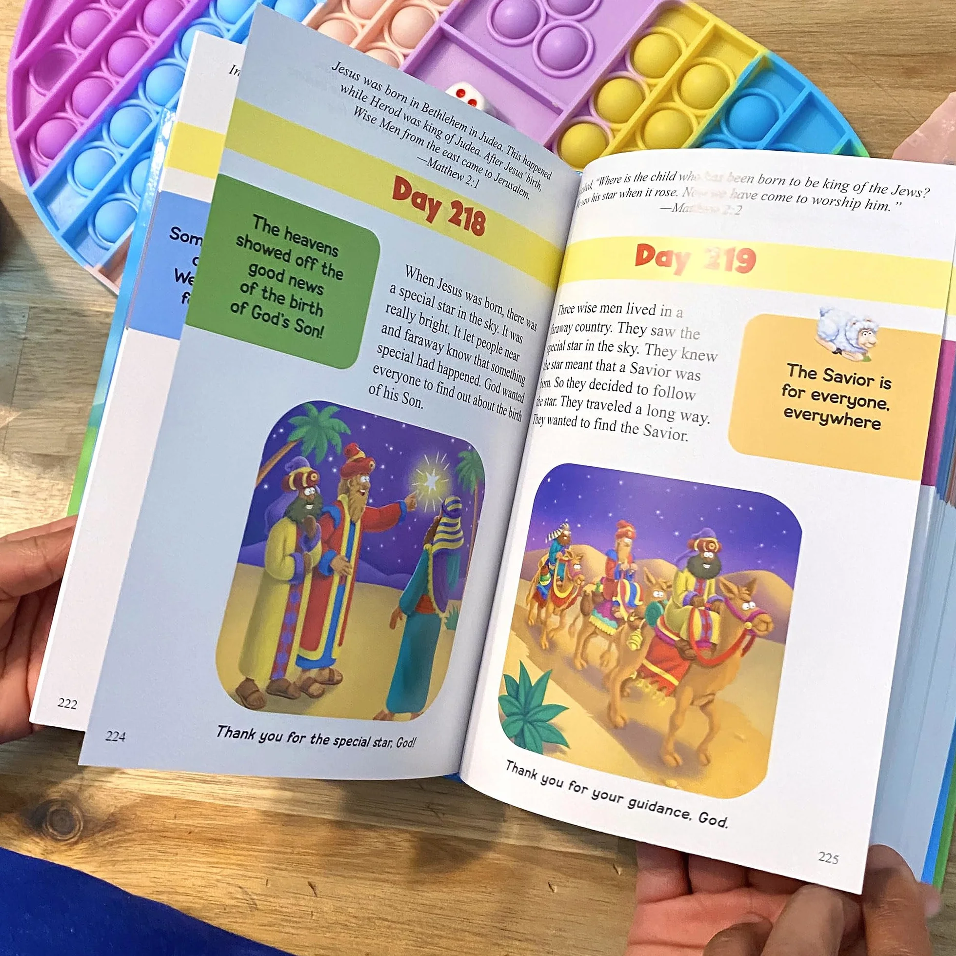 The Beginner's Bible 365 Devotions for Kids