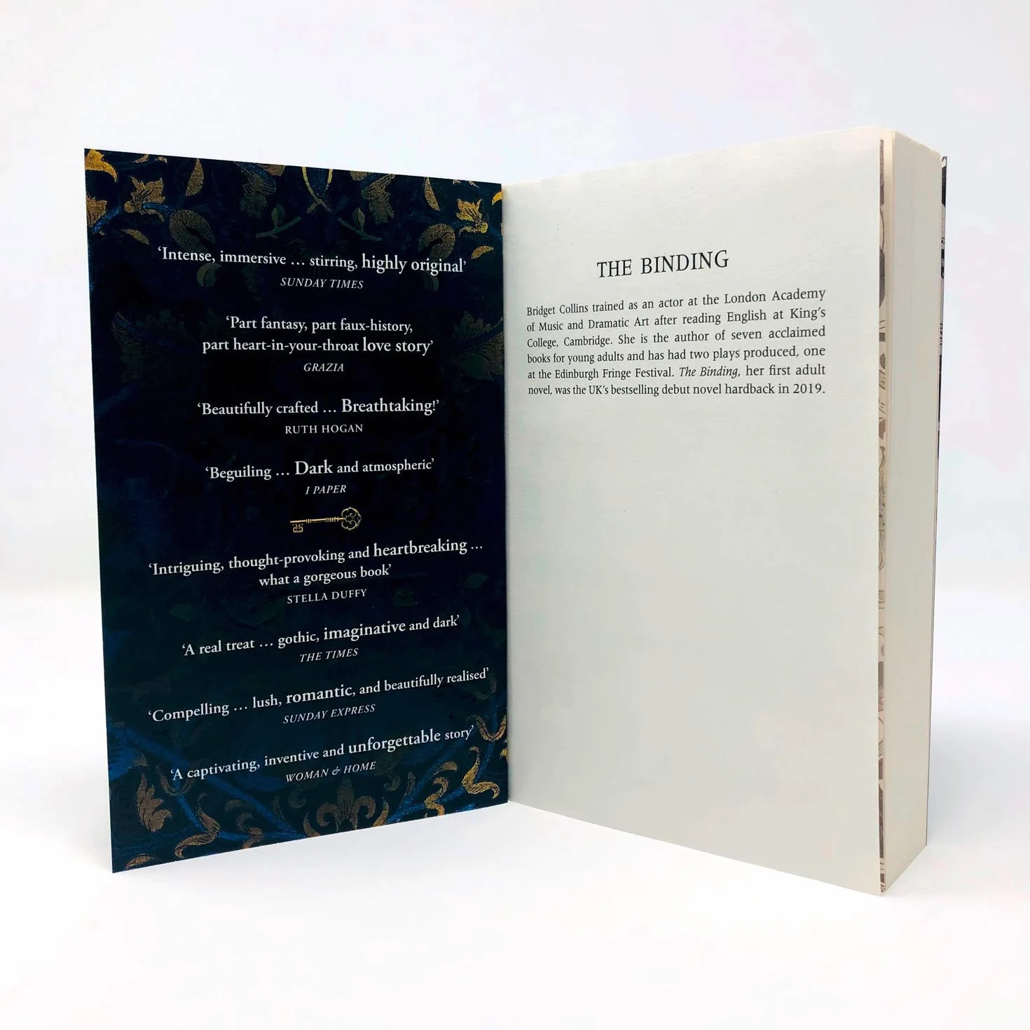 The Binding: THE #1 FICTION BESTSELLER and spellbinding historical fantasy novel from the author of THE BETRAYALS and THE NAKED LIGHT