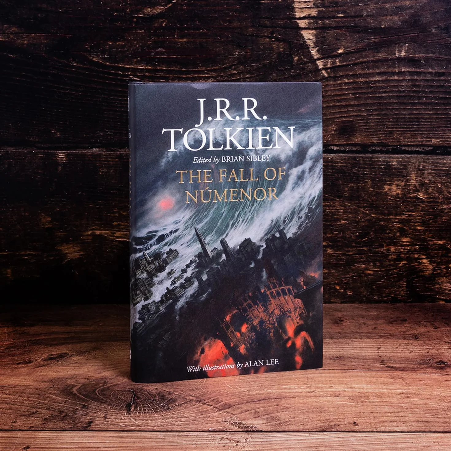 The Fall of Númenor: The Complete Tale of the Second Age of Middle-earth