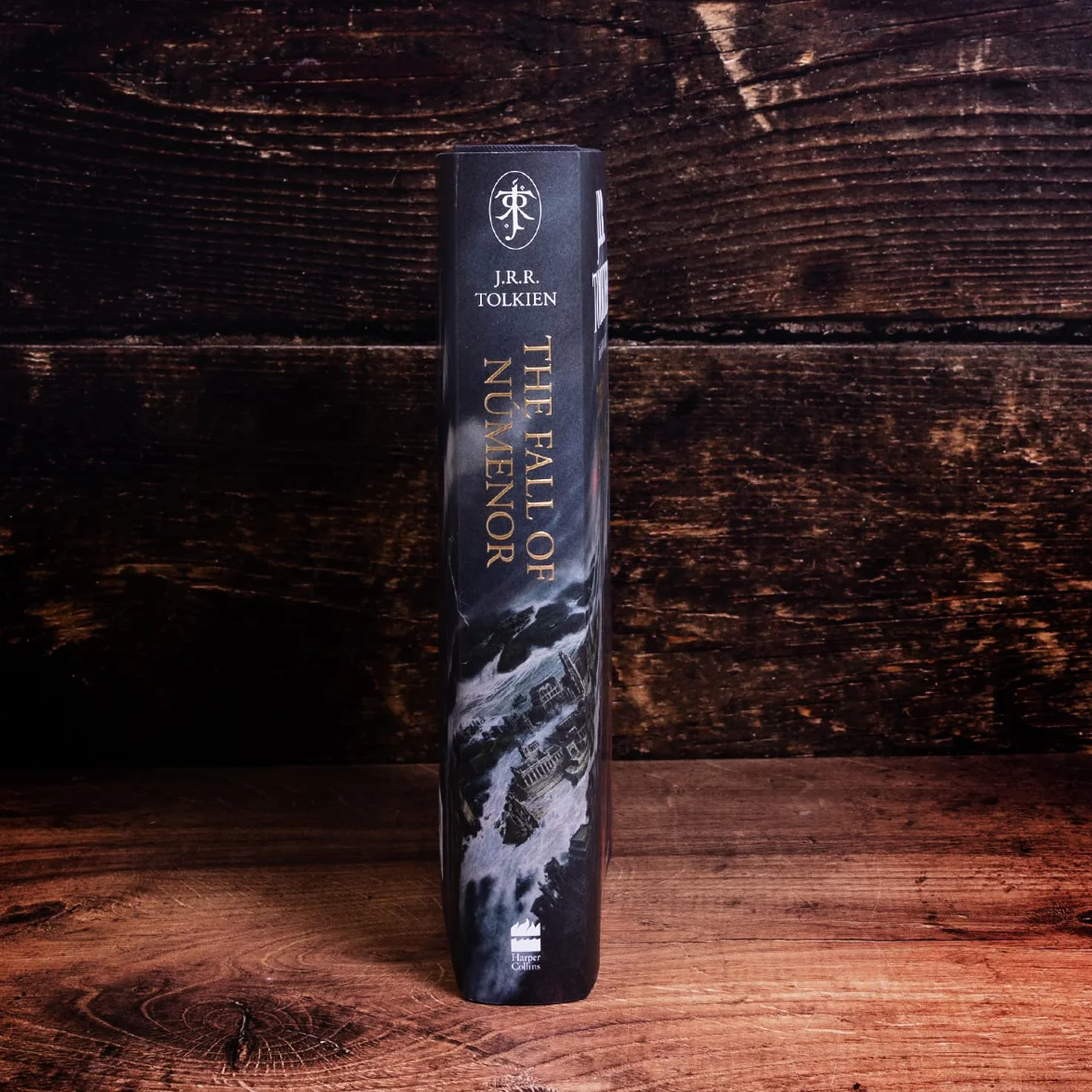 The Fall of Númenor: The Complete Tale of the Second Age of Middle-earth