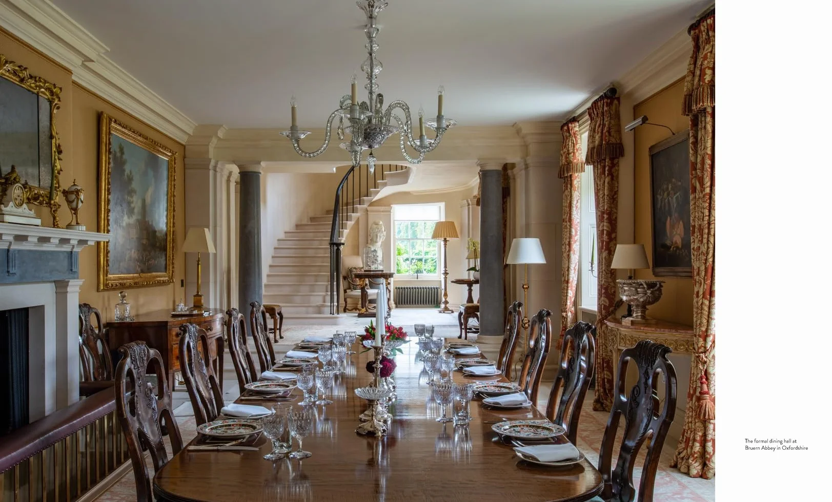 English Country House Style: Traditions, Secrets, and Unwritten Rules