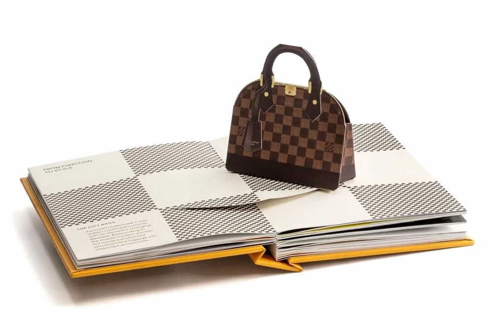 Fashion Unfolded - Louis Vuitton /anglais: 3