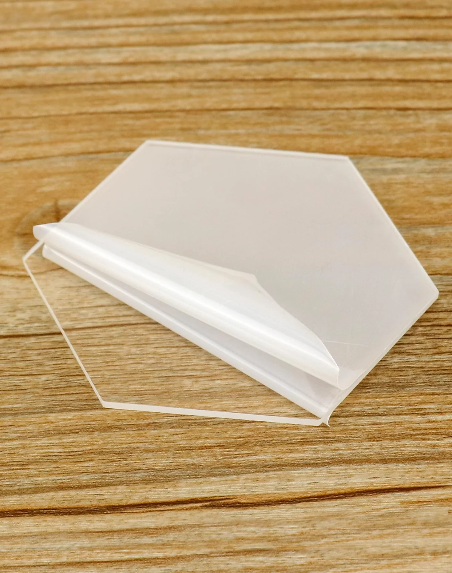 QWORK® 80 szt. Przezroczyste sześciokątne arkusze akrylowe, na ślub, imprezę, ramkę na zdjęcia, wyświetlacz rękodzieła, 8x7 cm, grubość 0,2 cm
