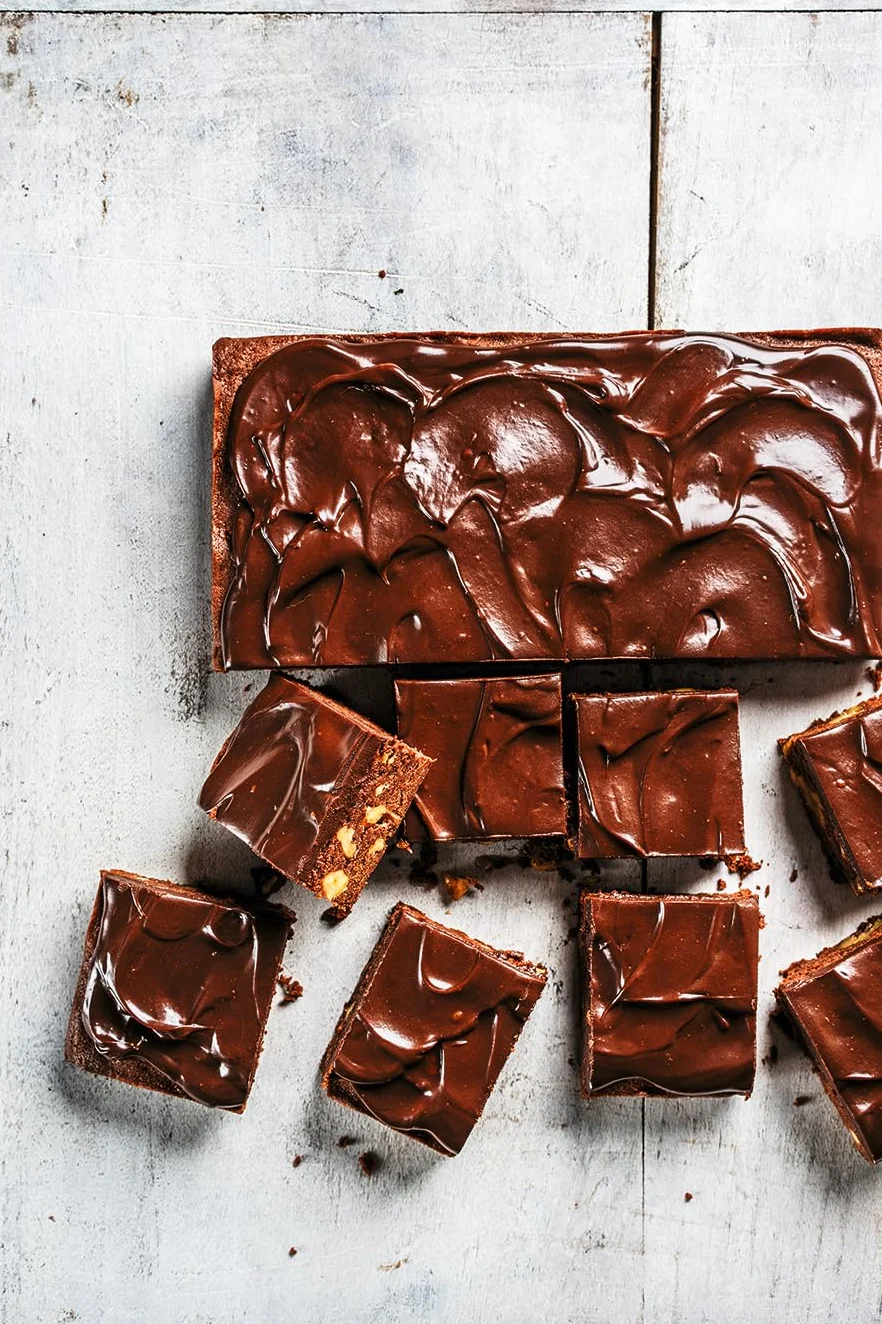 The Great Book of Chocolate, Revised /anglais: The Chocolate Lover's Guide with More Than 50 Recipes [A Baking Cookbook]