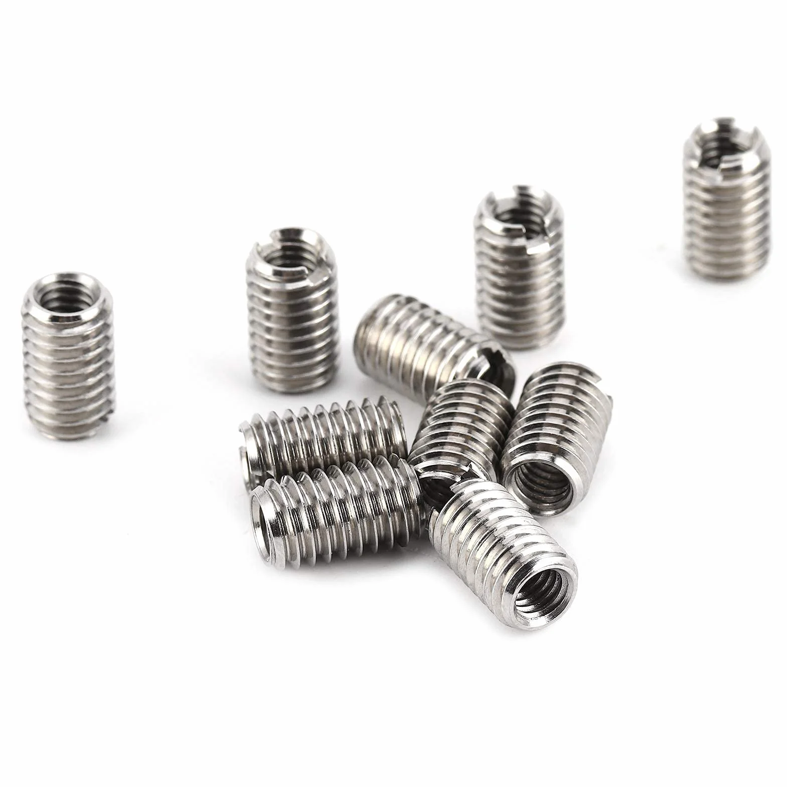 10 Sztuk M4 X 0.7mm Gwint Wewnętrzny M6 X 1mm Gwint Wewnętrzny Wkładki Gwintowane Nakrętka Redukcyjna ze Stali Nierdzewnej do Komputerów Lampy Formy Sprzęt Mechaniczny