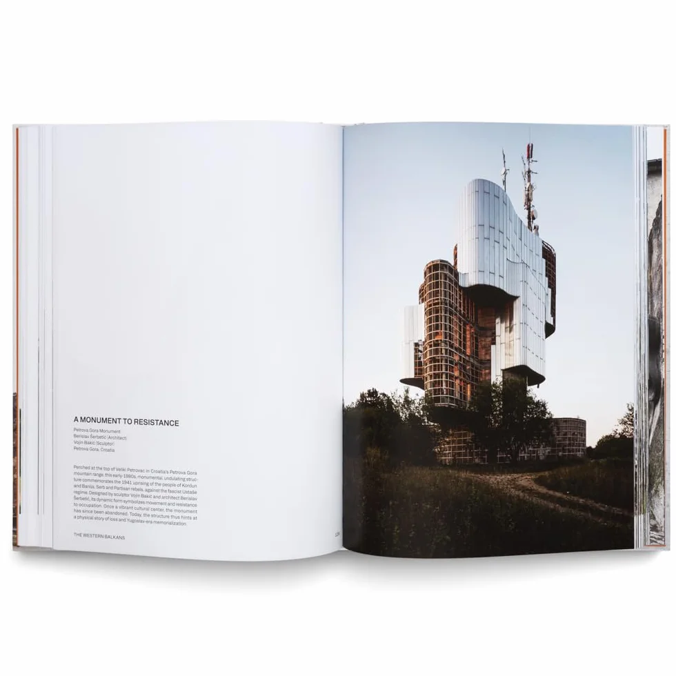Concrete, mon amour: The Raw Imprint of Modernism