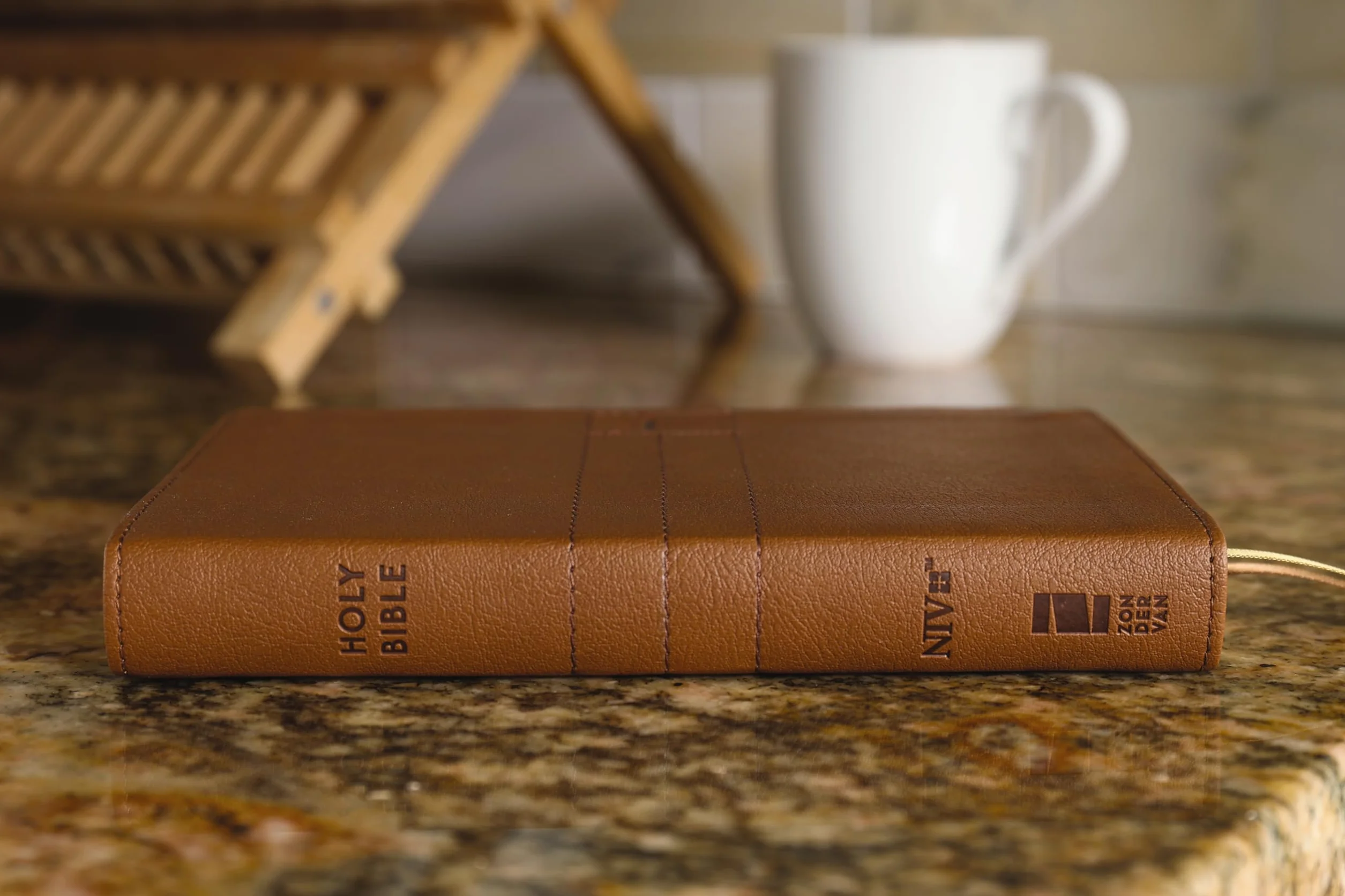 Niv Thinline Bible Leathersoft Brown Red Letter Comfort Print New International Version
