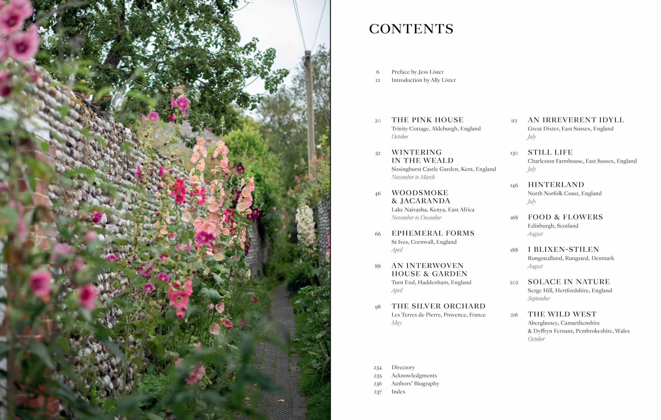 Naturalistic Flowers: A Year of Plants, Places and People /anglais