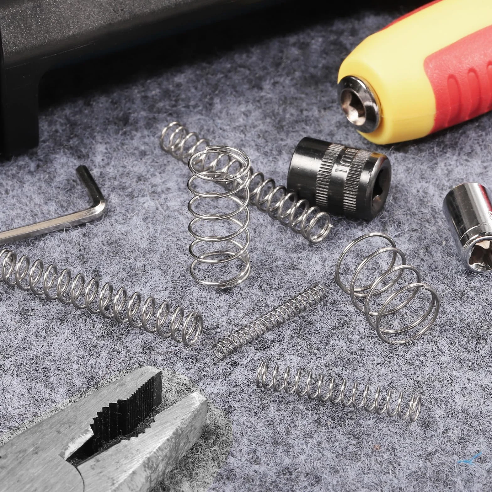 QUARKZMAN sprężyny naciskowe 0,3 x 3 x 10 mm stal 304