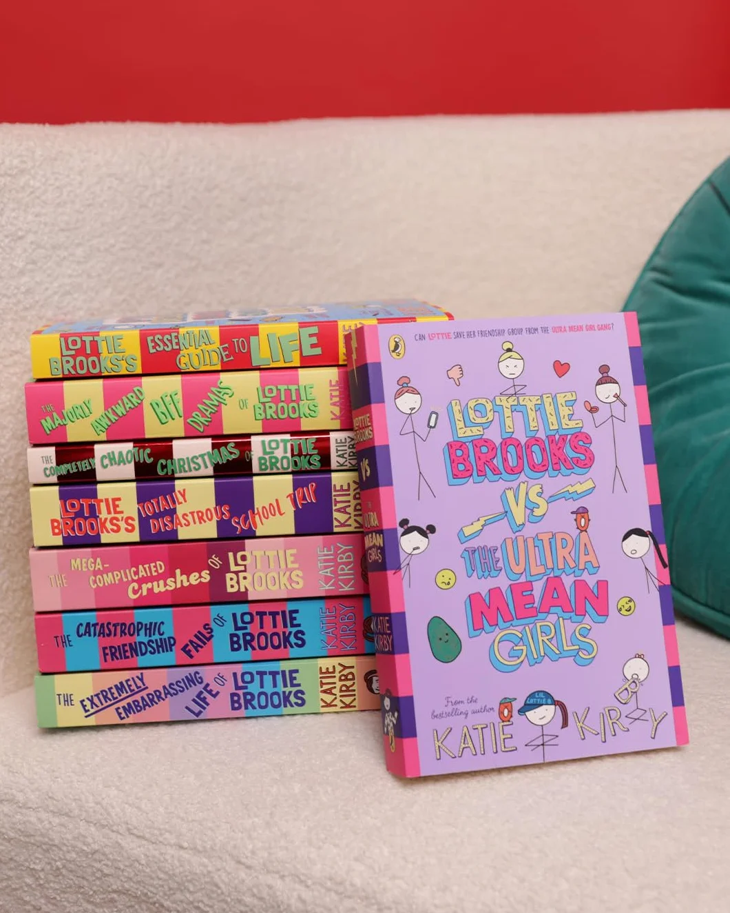 Lottie Brooks vs The Ultra Mean Girls: The Seventh Hilarious Diary in the Bestselling Series