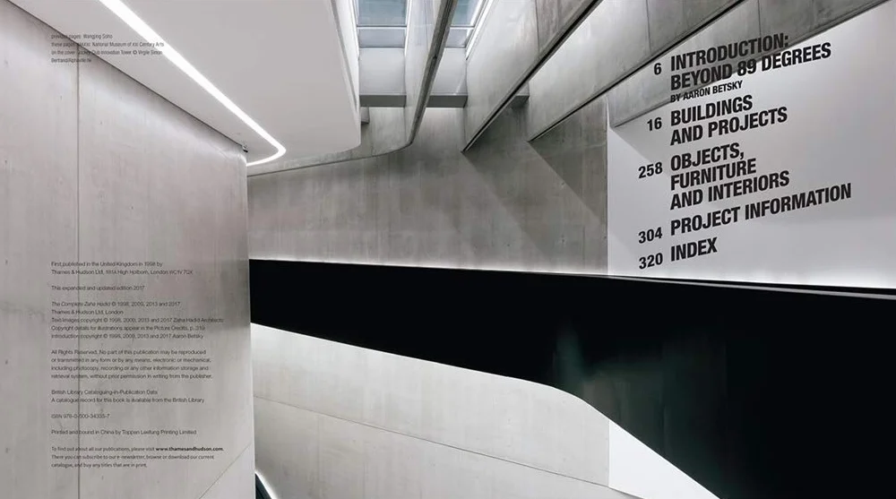 The Complete Zaha Hadid 3rd ed /anglais: Expanded and Updated