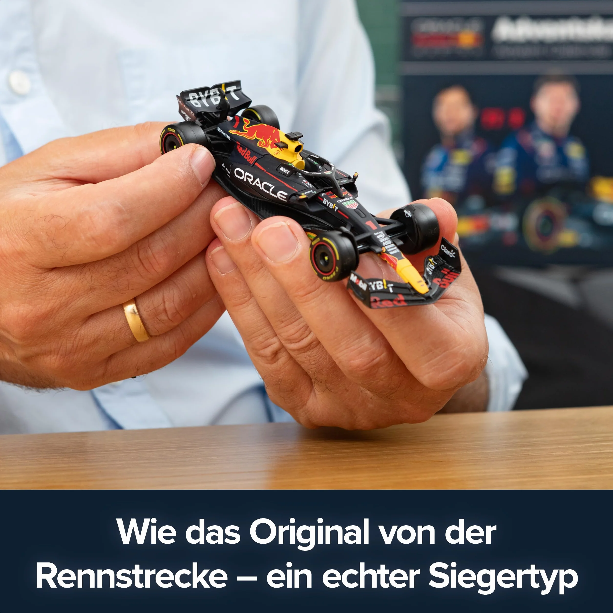 FRANZIS 67235 - Oracle Red Bull Racing Adventskalender: Oracle Red Bull Racing Advents Calendar