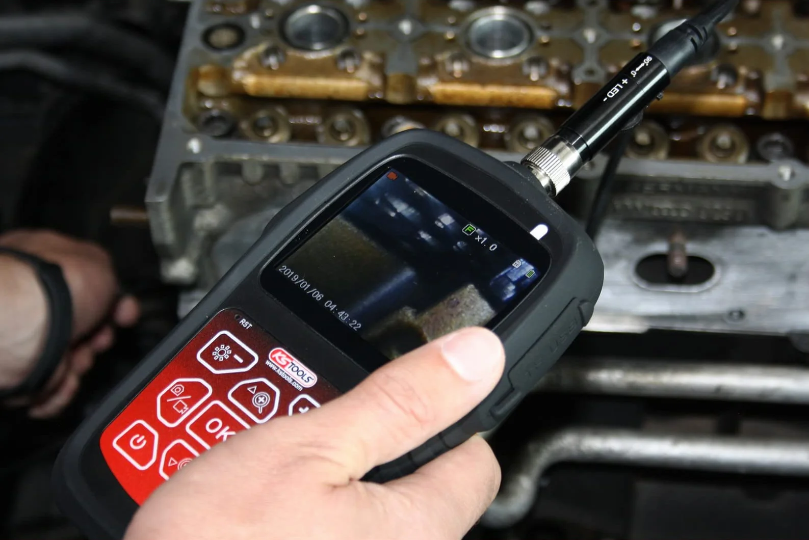 KS Tools 550.7500 Zestaw wideoskop HD Ø 6,0 mm 0° i 90° sonda z kamerą przednią HD, 5-szt