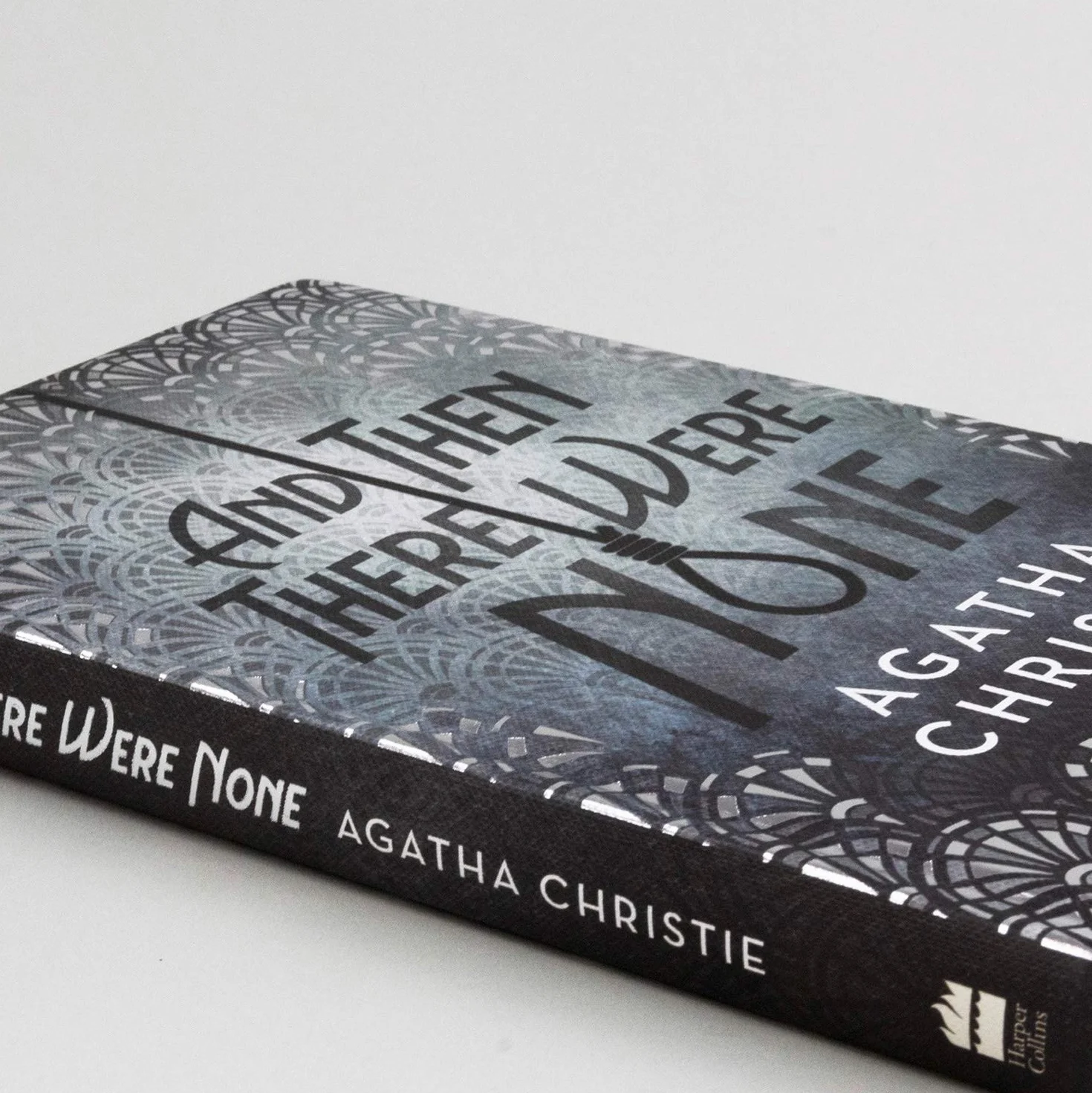 And Then There Were None: The Best-Selling Murder Mystery