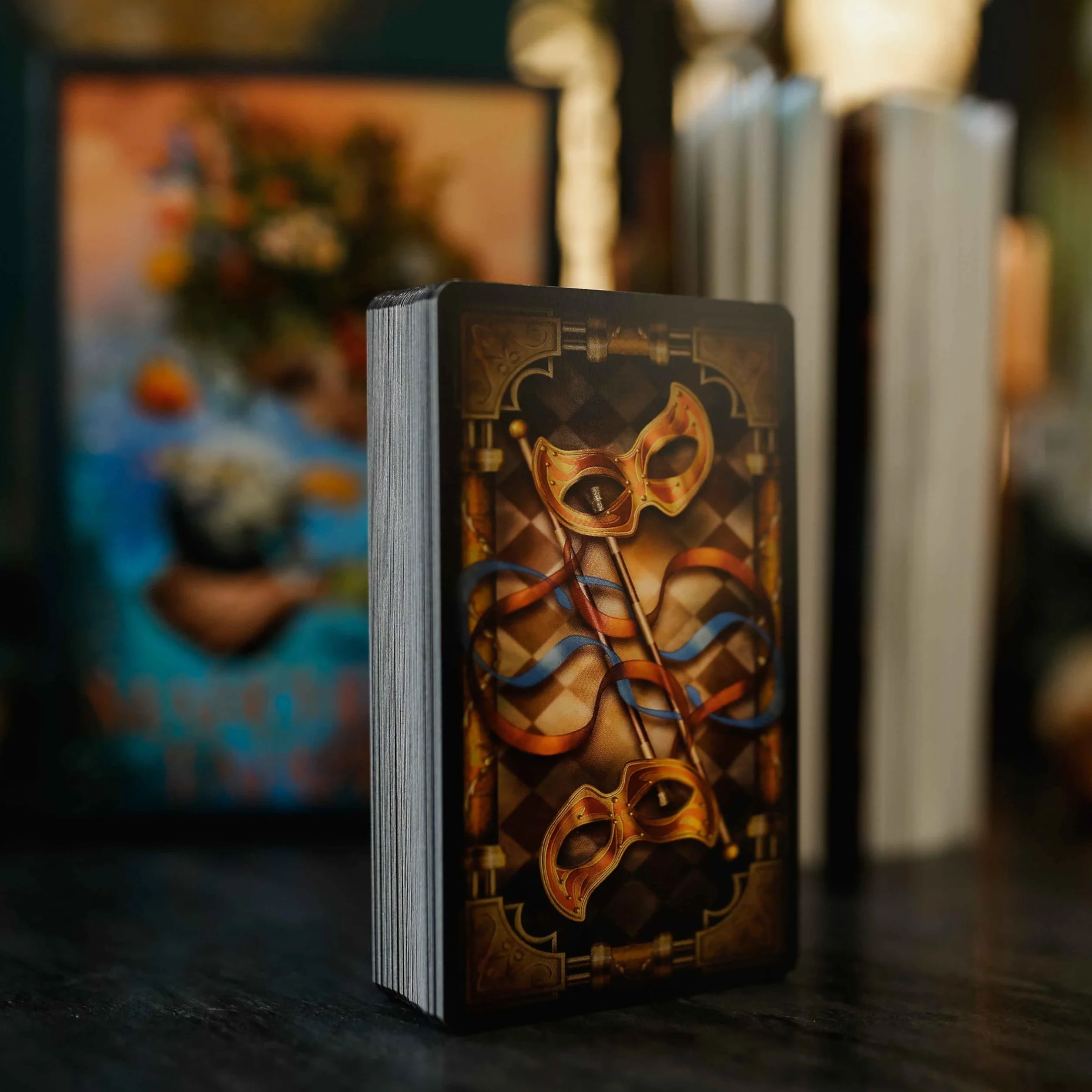Marchetti Tarot 78 Karten 144-seitiges Buch Stülpdeckelschachtel mit Spotlack