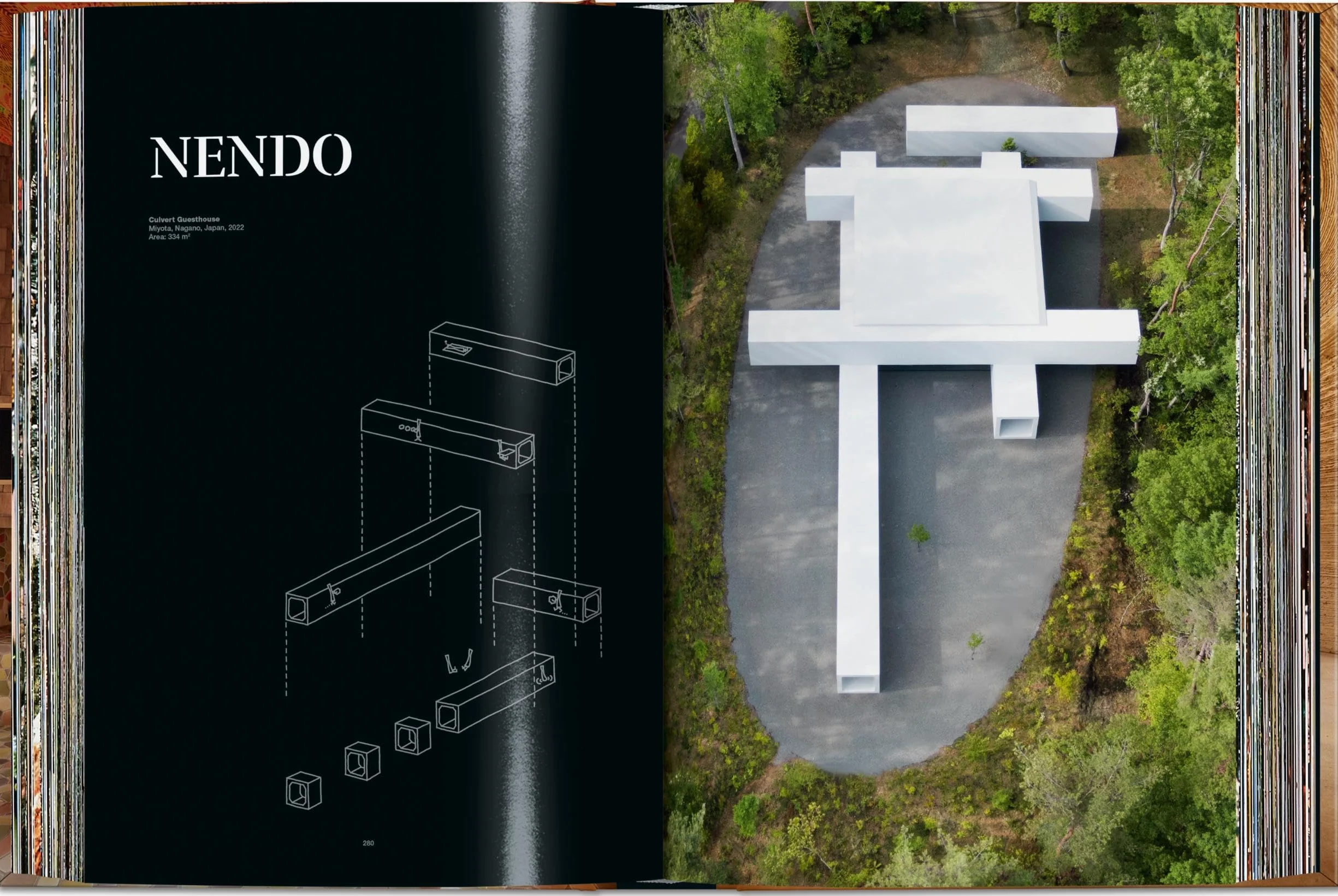 Homes for Our Time: Contemporary Houses around the World Vol. 3