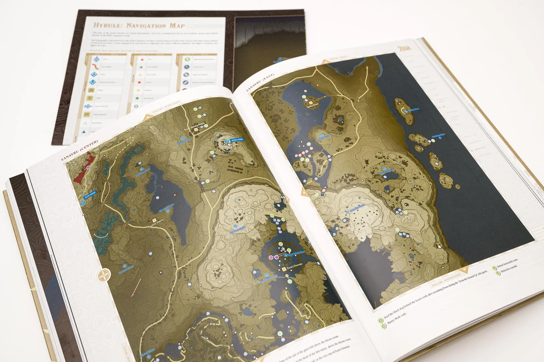 The Legend of Zelda: Breath of the Wild Complete Official Guide Expanded Edition