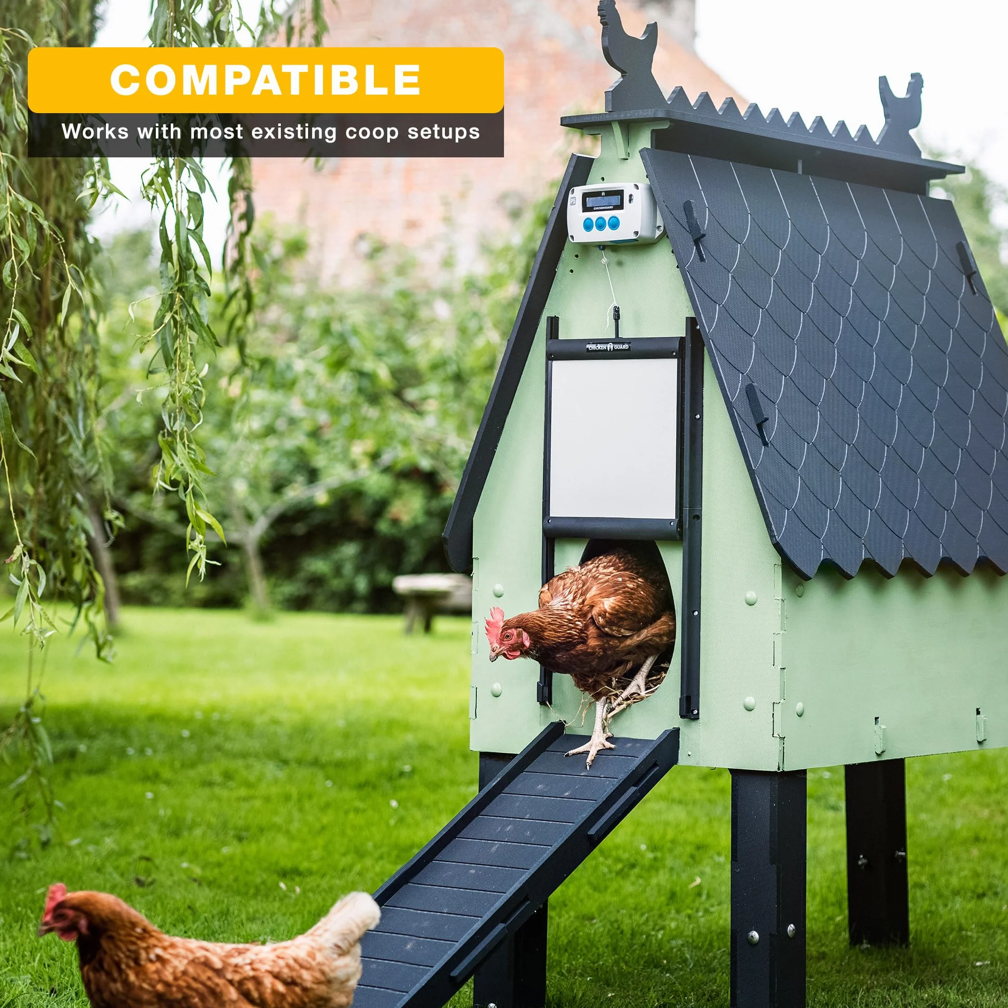 ChickenGuard Automatyczne otwieracze drzwi kurnika, 3 opcje zasilania, słoneczne, baterie alkaliczne lub zasilanie DC (Po + Drzwi + Baterie)