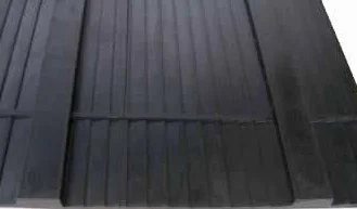 Mata rampowa dla przyczep koni Vivol 155 x 175 cm czarna
