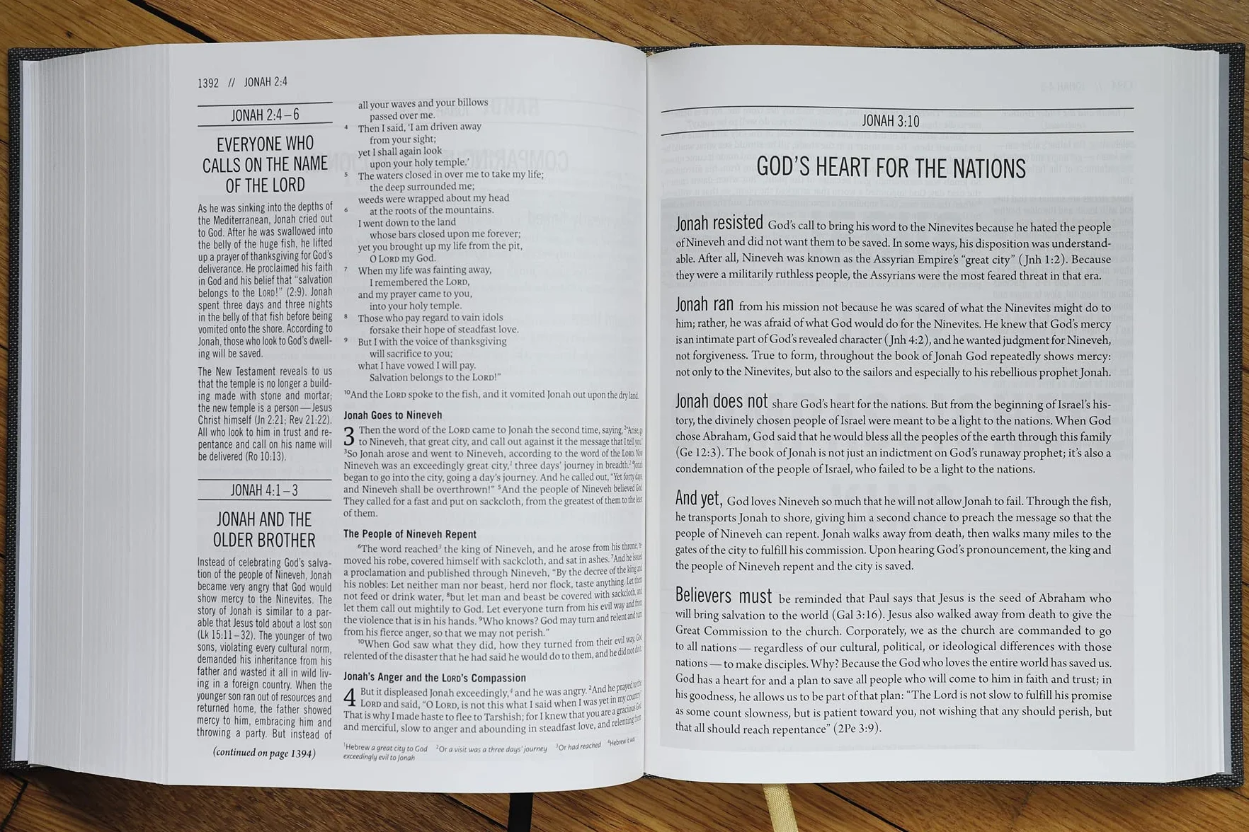The Jesus Bible, ESV Edition, Cloth over Board, Grey