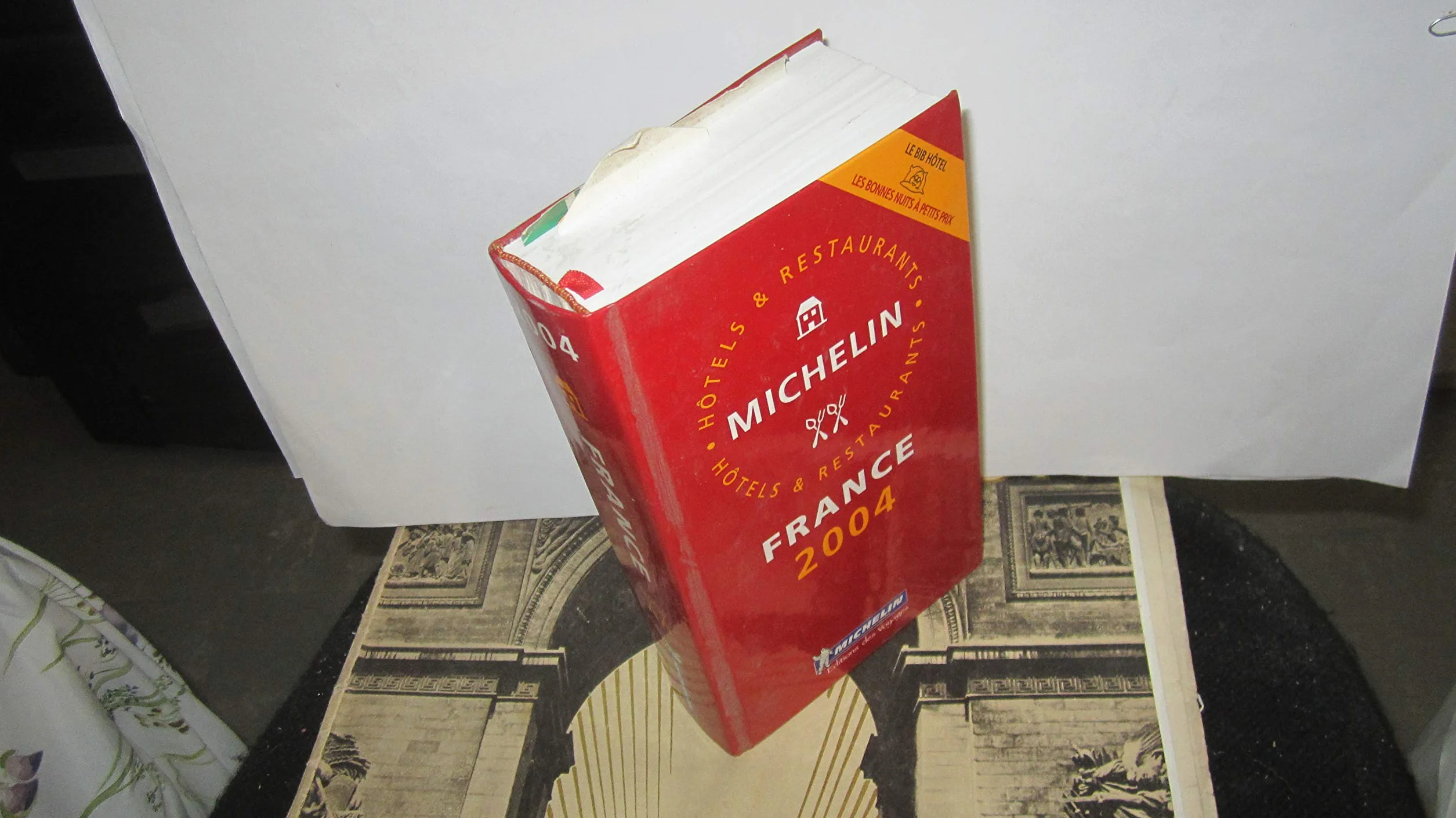 Le Guide Rouge France 2004: Hôtels et restaurants