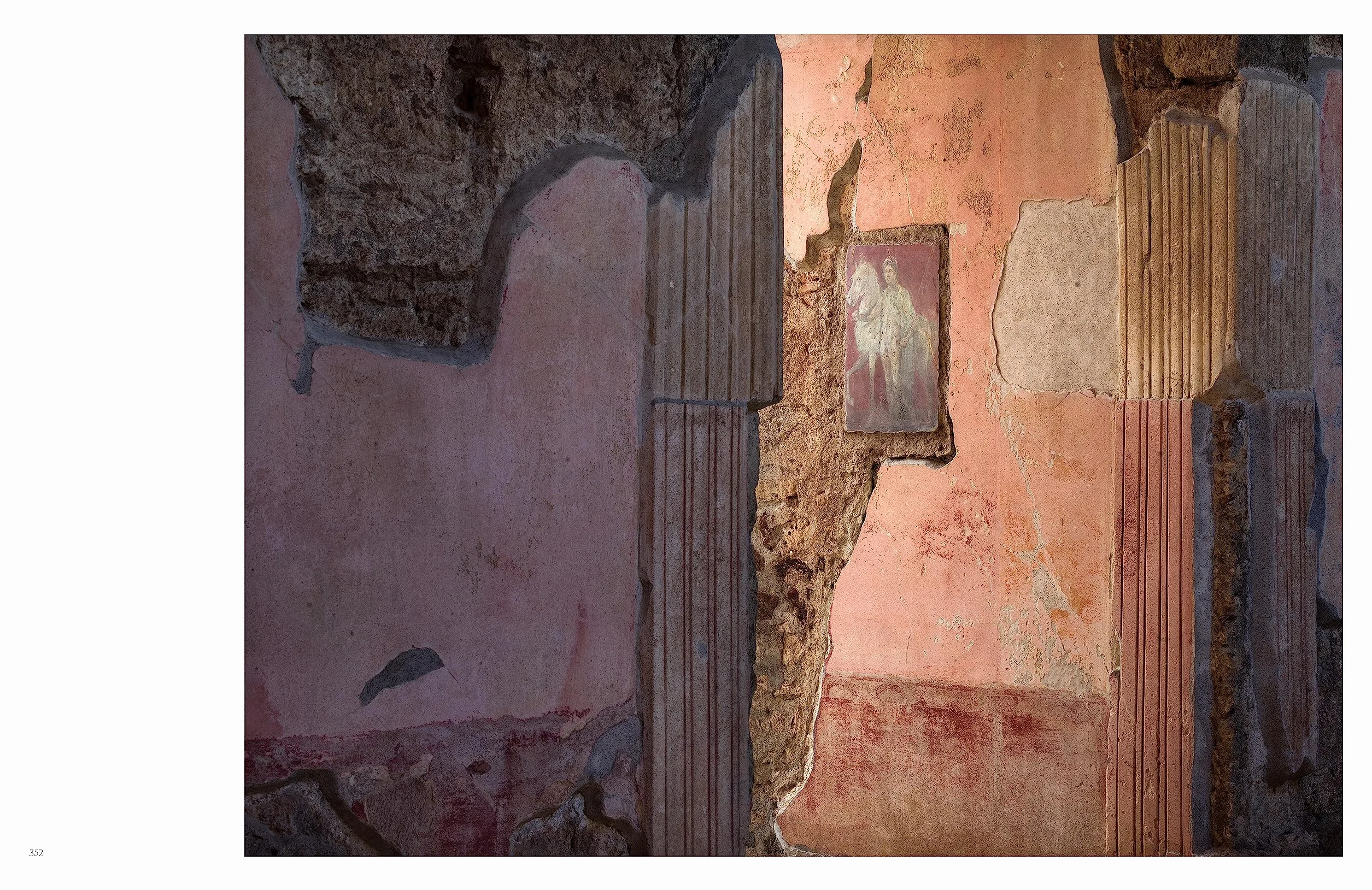 Luigi Spina Inside Pompeii /anglais