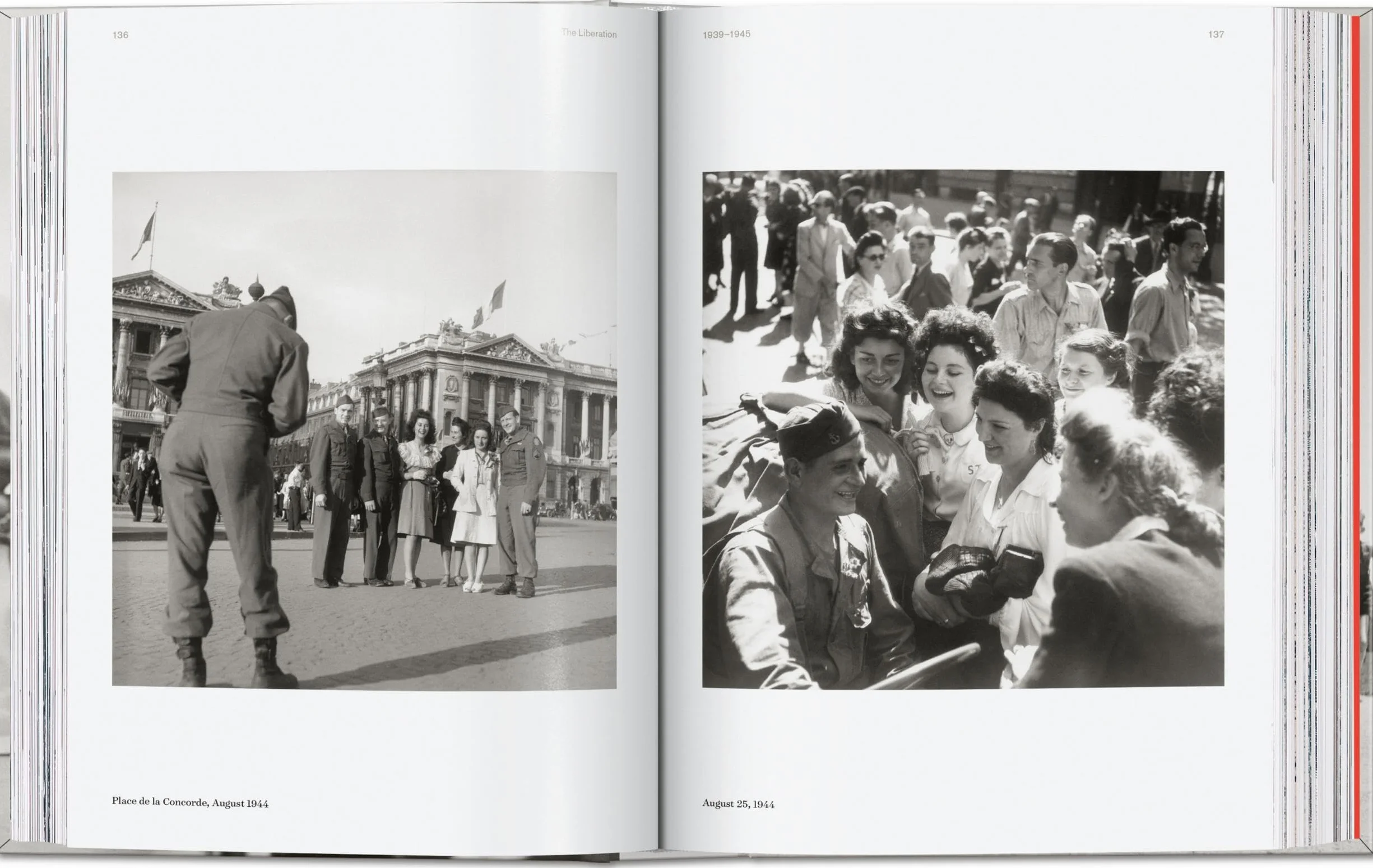 Robert Doisneau. Paris. 45th Ed.