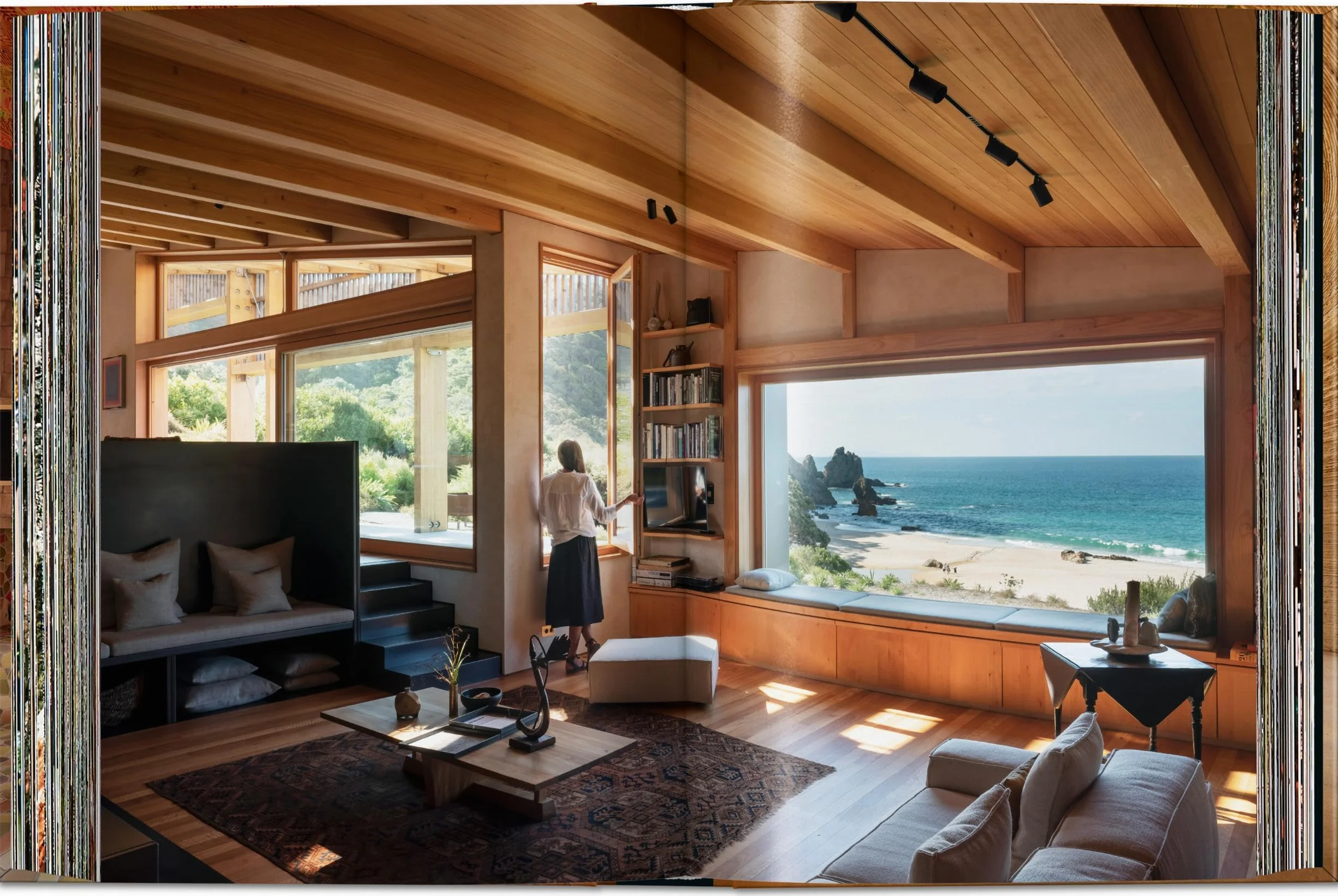 Homes for Our Time: Contemporary Houses around the World Vol. 3