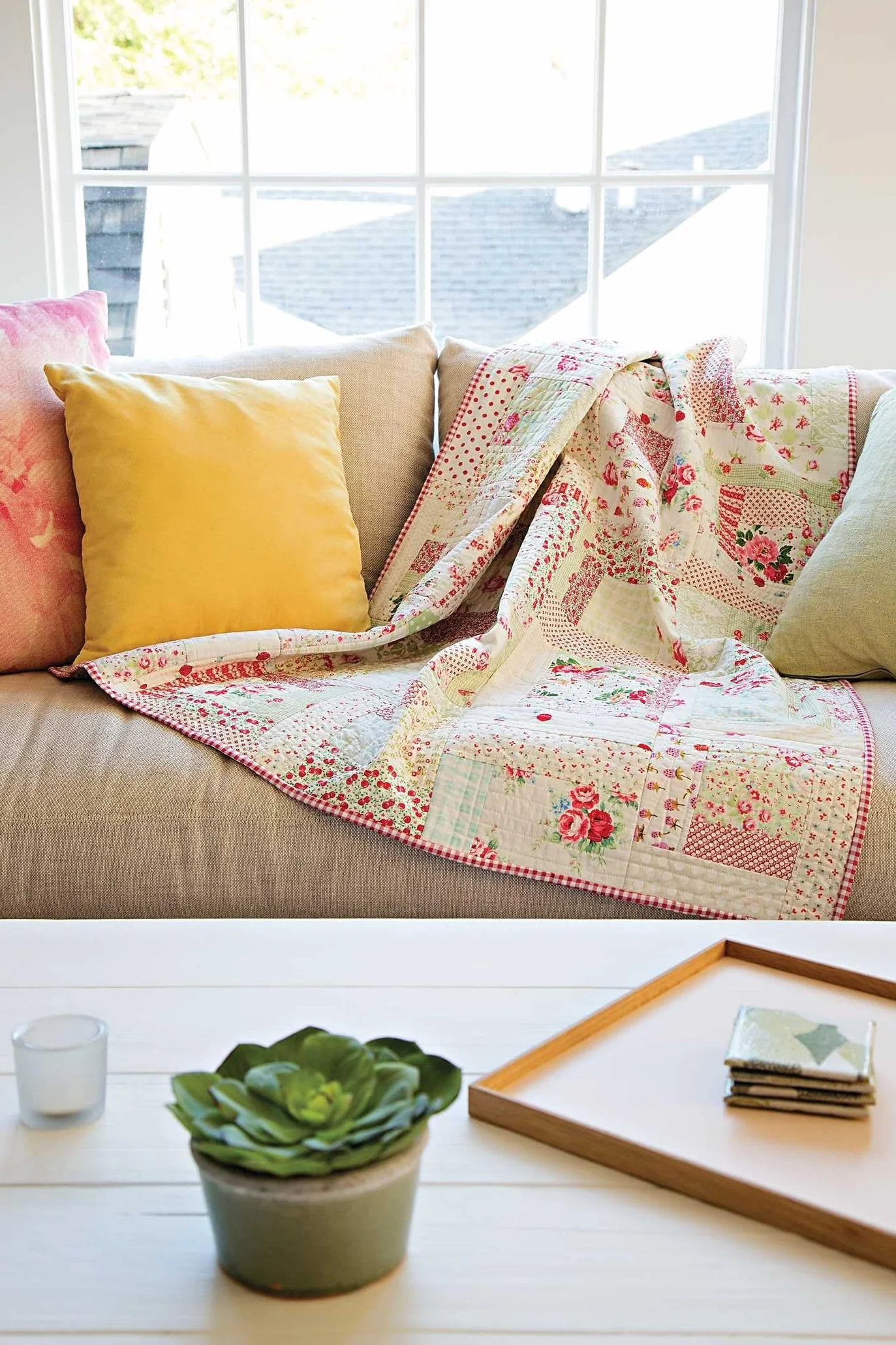 Quilt As-You-Go Made Vintage: 51 Blocks, 9 Projects, 3 Joining Methods