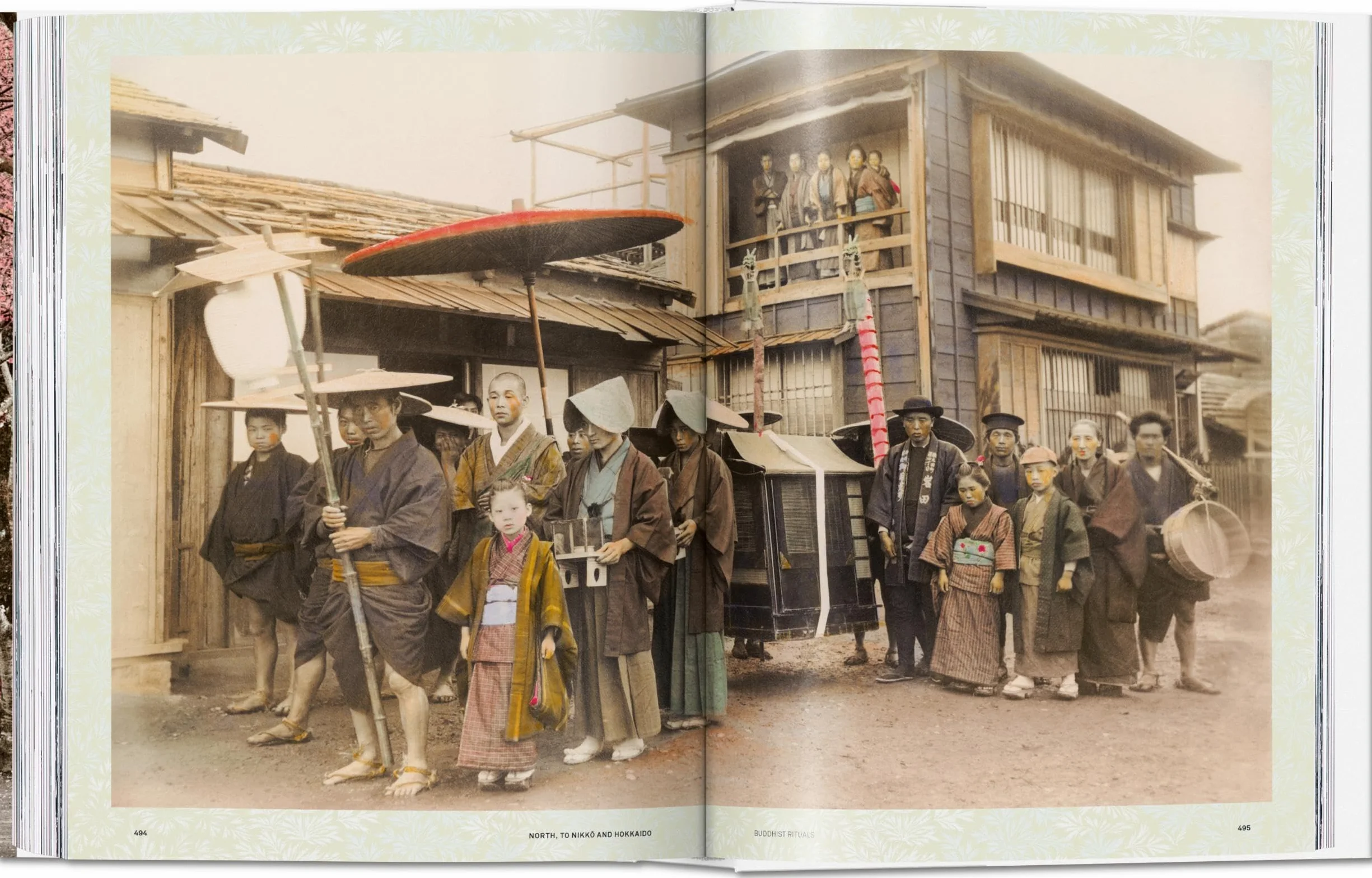 Japan 1900: A Portrait in Color