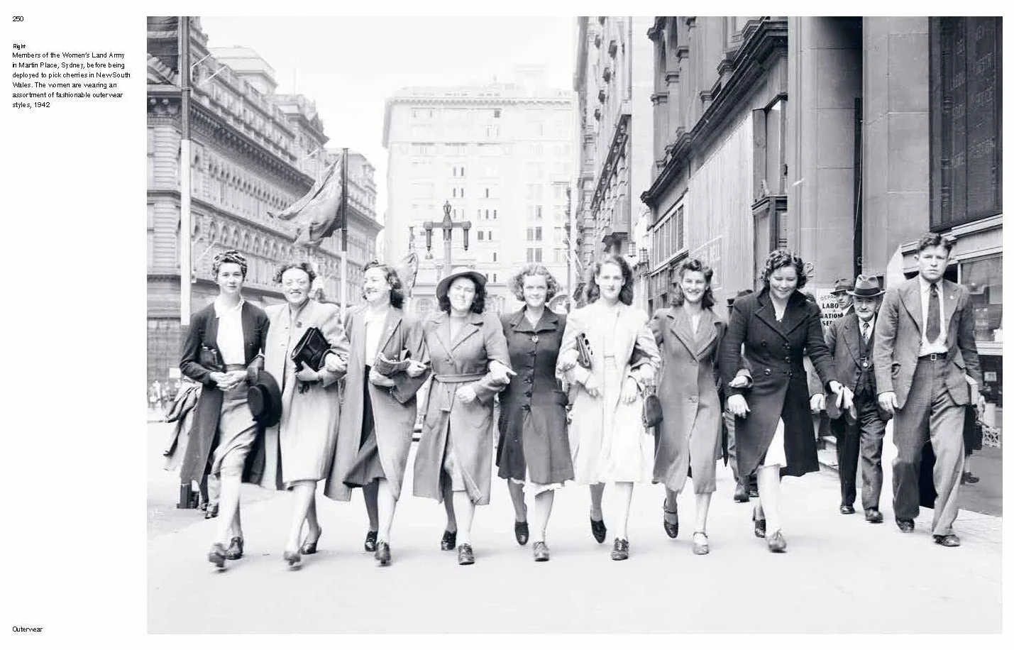 1940s Fashion: The Definitive Sourcebook