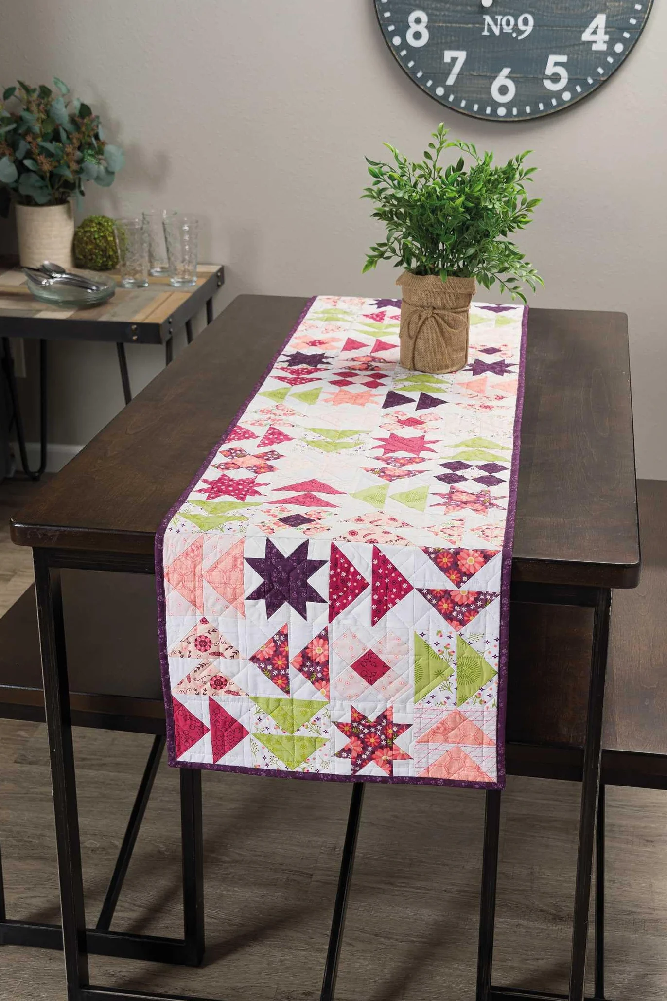 Barn Star Sampler: 20 Starry Blocks & 7 Spectacular Quilts