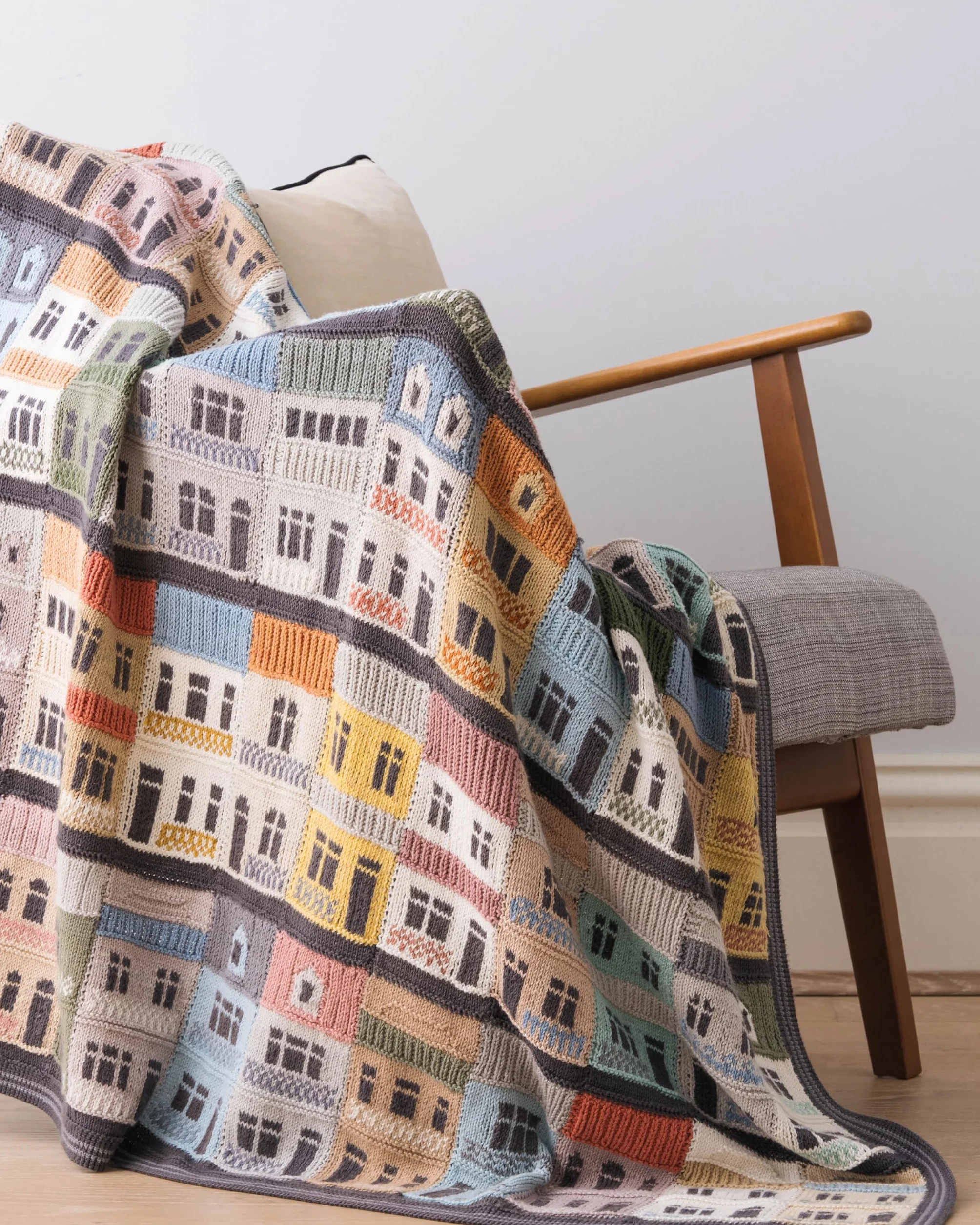 Knit the City Building Blocks: Mix and Match Knitting Charts for Iconic City Buildings