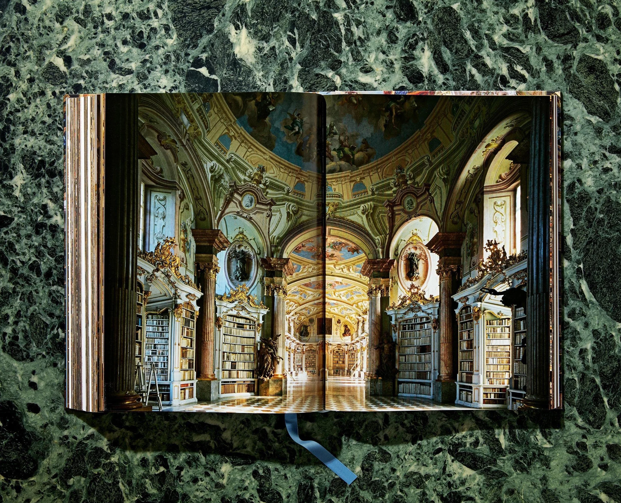 Massimo Listri. The World’s Most Beautiful Libraries: Listri, libraries