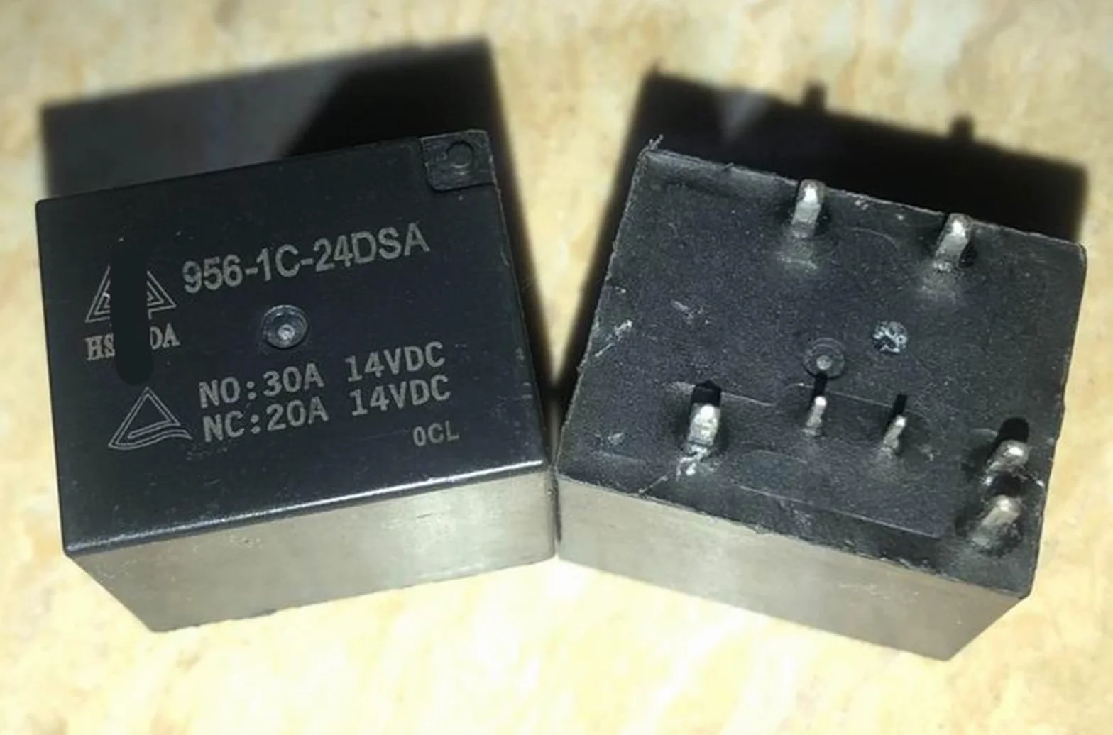 MOBYAT 956-1C-12DSU 956-1C-24DSA (4119-1C-7P-8MM-12V/24V-40A) przekaźnik 7-biegunowy 1 szt. (rozmiar: 956-1C-24DSA 24V)