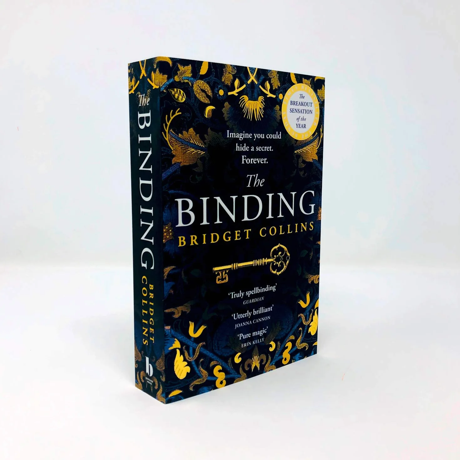The Binding: THE #1 FICTION BESTSELLER and spellbinding historical fantasy novel from the author of THE BETRAYALS and THE NAKED LIGHT