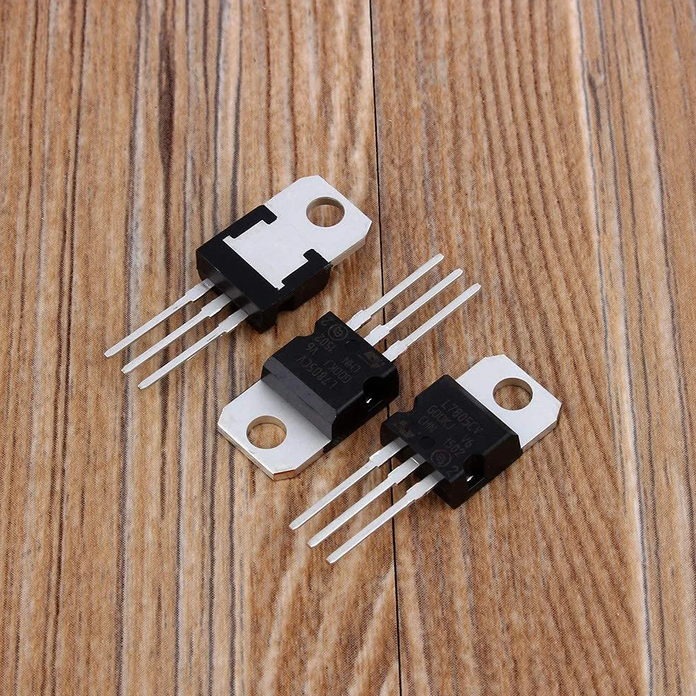 Regulator Napięcia 7805 L7805 LM7805 5V 1.5A 10 Sztuk