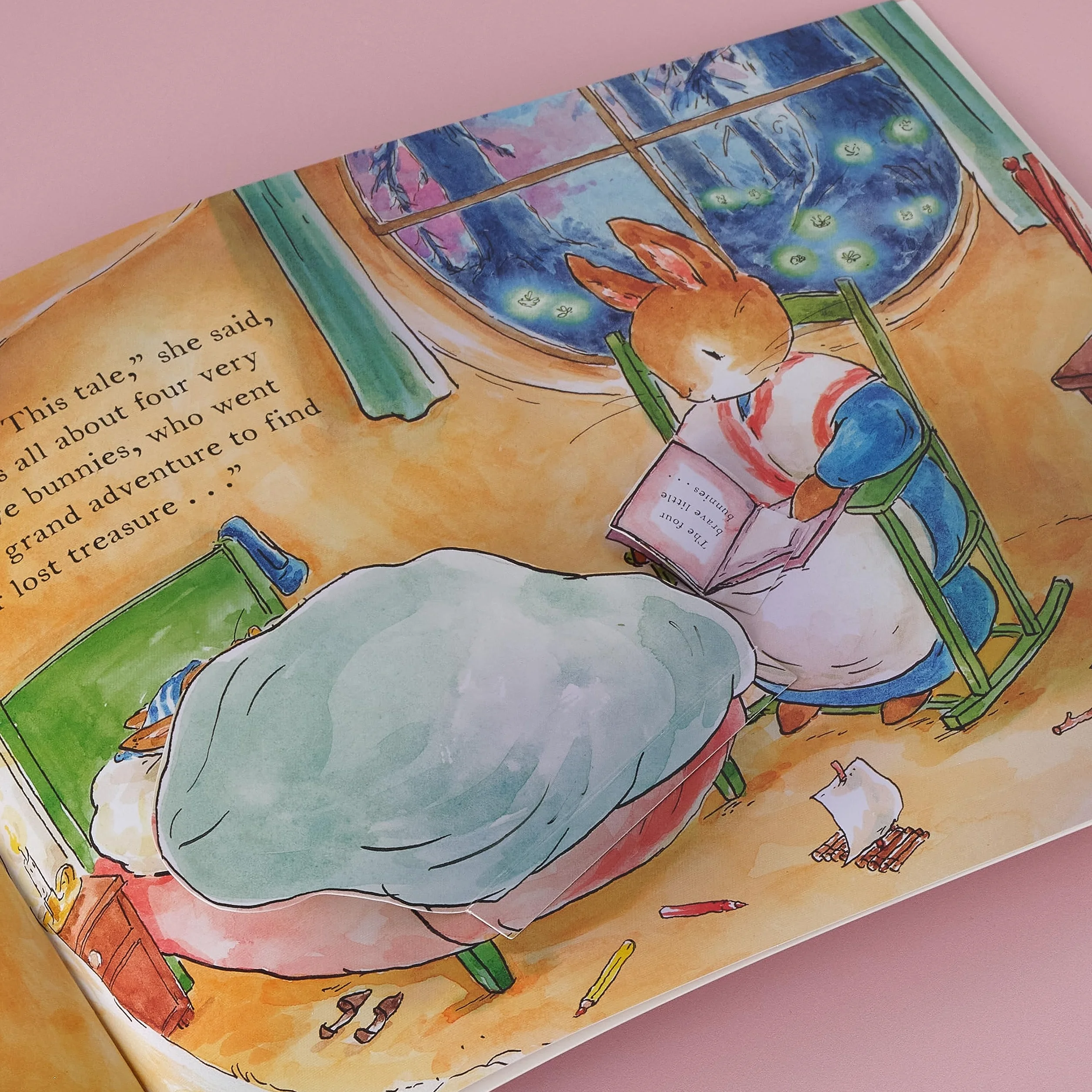 Peter Rabbit: The Bedtime Bunny Hunt: A Lift-the-Flap Storybook