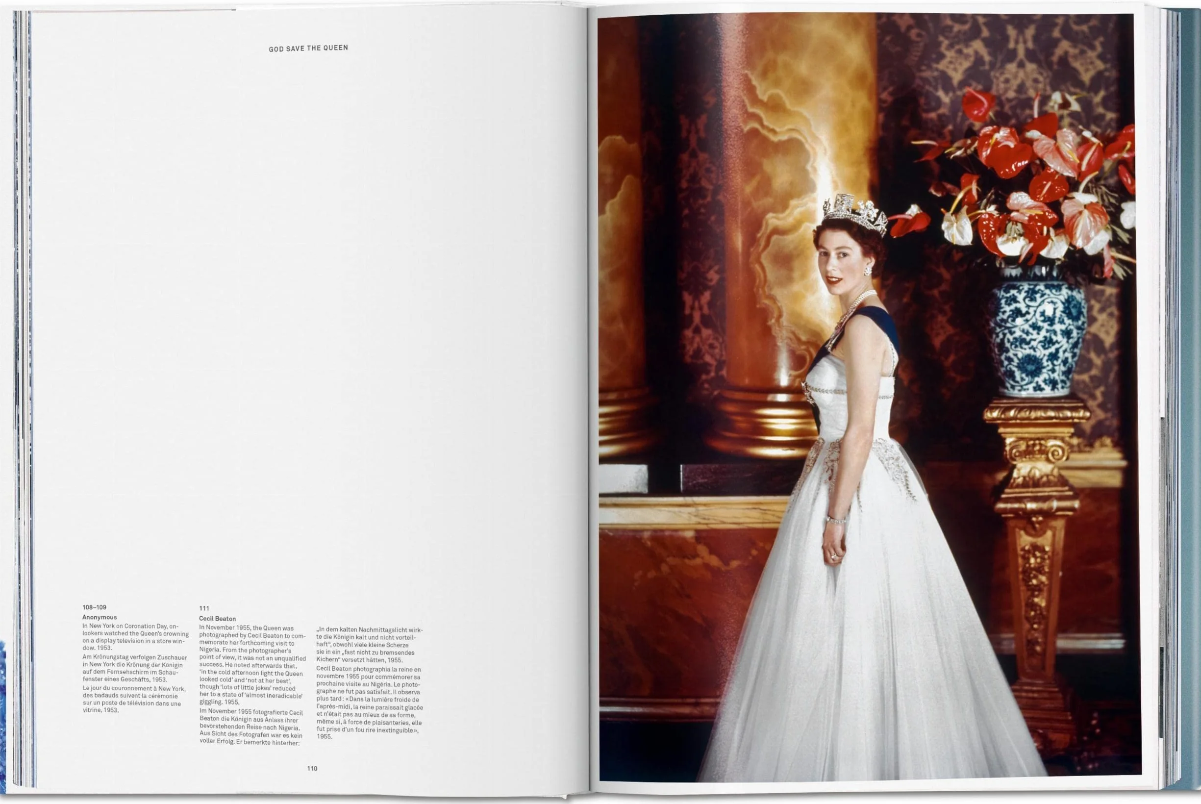 Her Majesty: A Photographic History 1926–Today