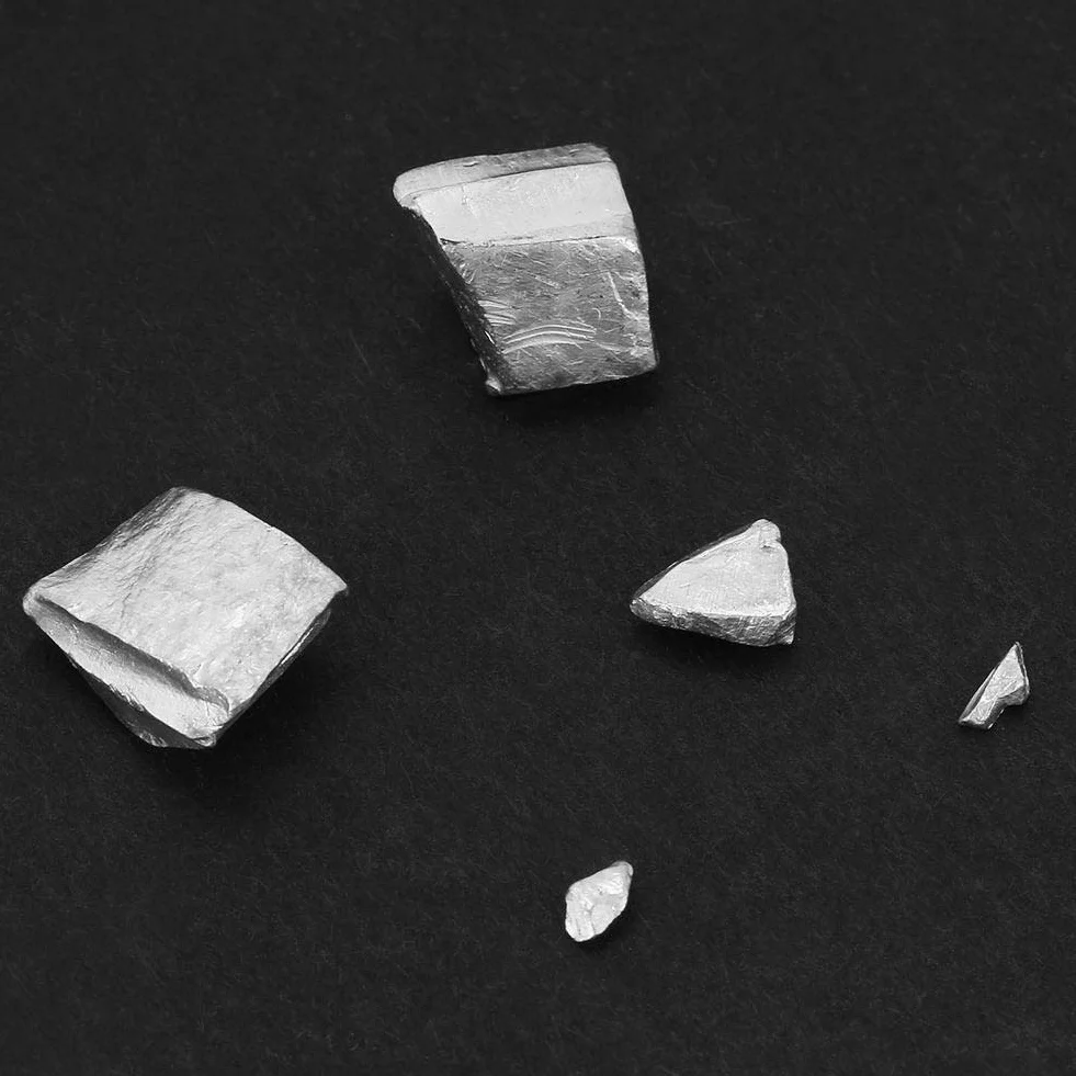 5 Gramm / 0,2 Unzen hochreines 99,995% Indium in Metallklumpen blockiert Barren Probe des Elements Indium