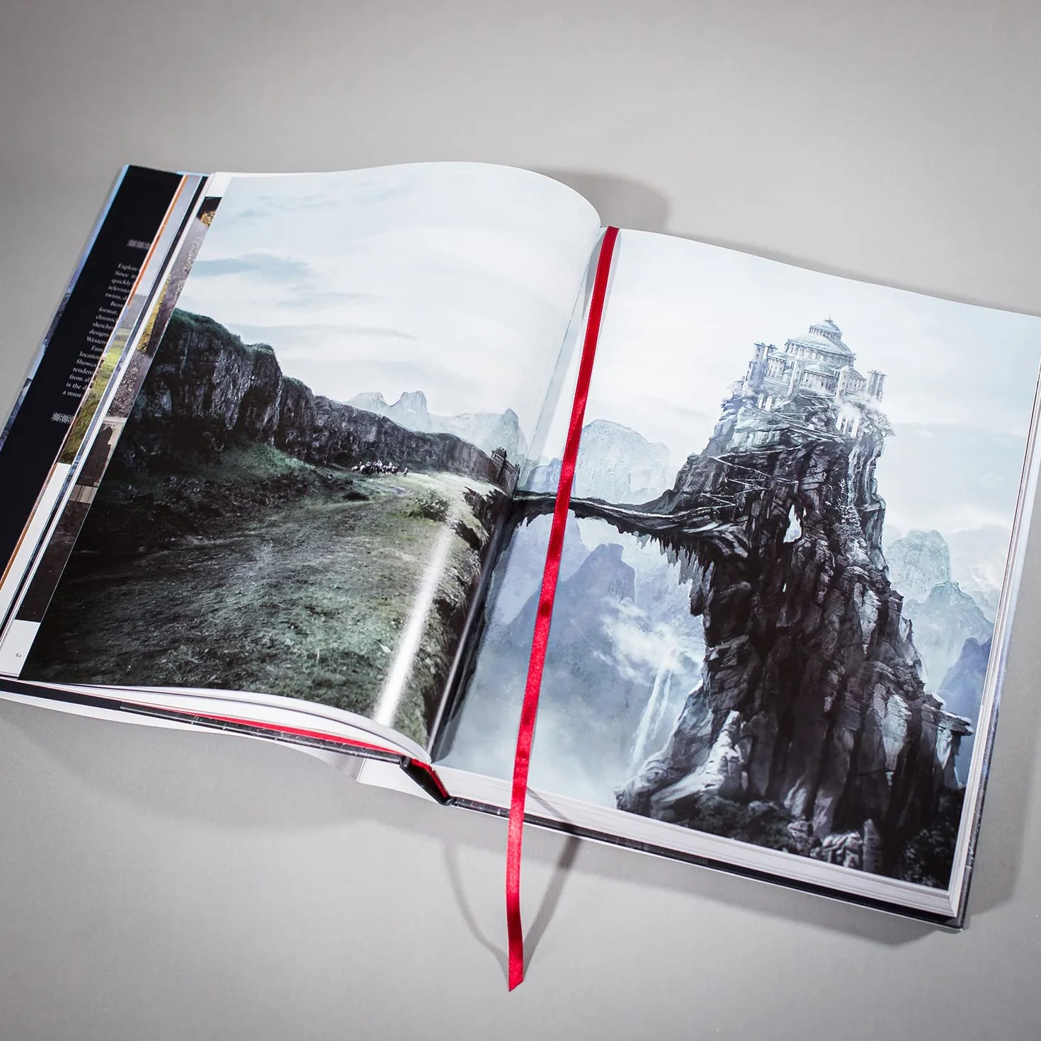 The Art of Game of Thrones: Official Design Book Season 1-8
