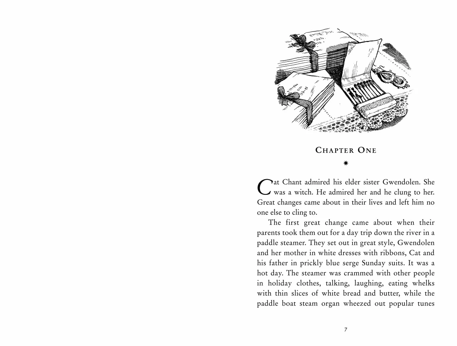 Charmed Life: A Guardian Award-Winning Children's Fantasy Novel of Magic and Sorcery: Book 1