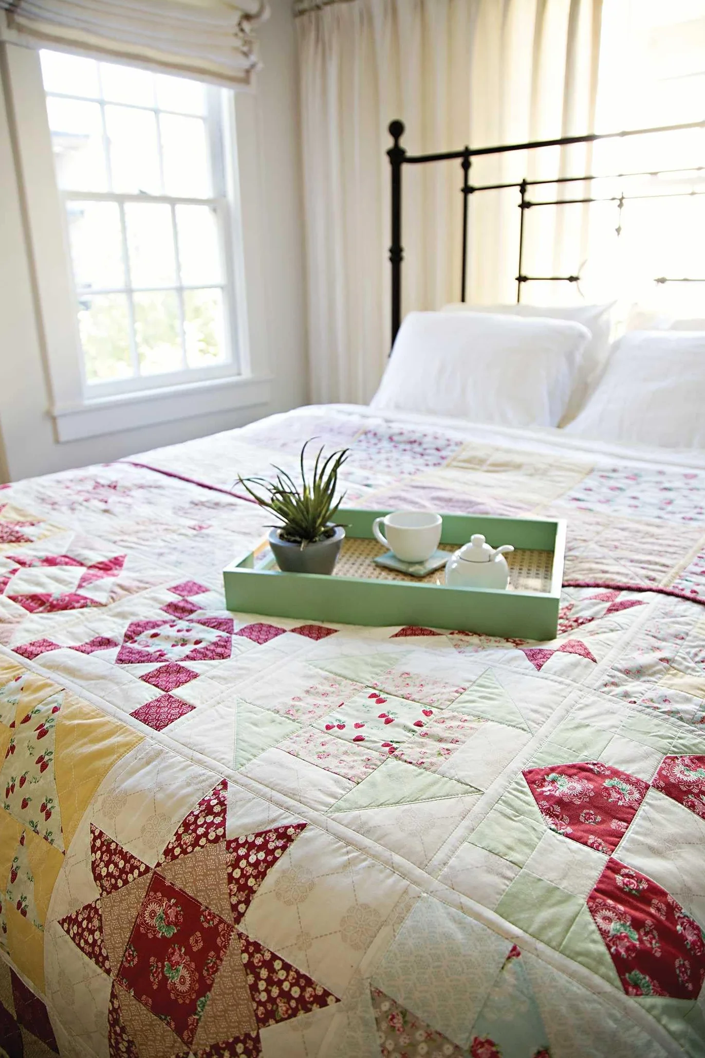 Quilt As-You-Go Made Vintage: 51 Blocks, 9 Projects, 3 Joining Methods