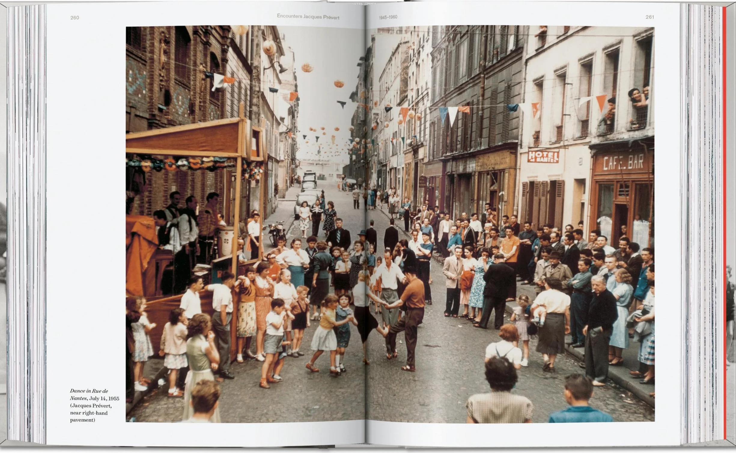 Robert Doisneau. Paris. 45th Ed.