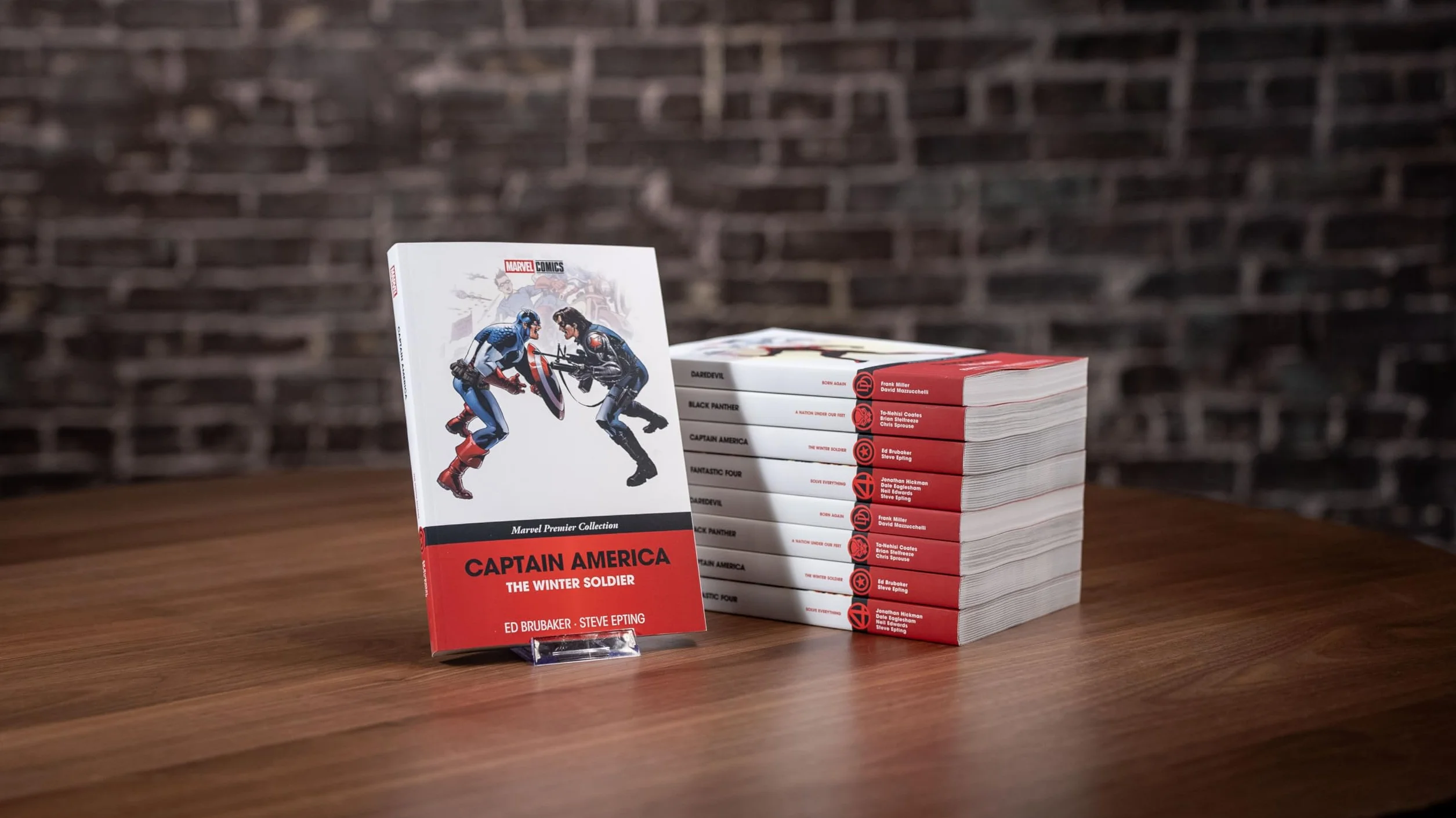 Captain America: The Winter Soldier Marvel Premier Collection 1