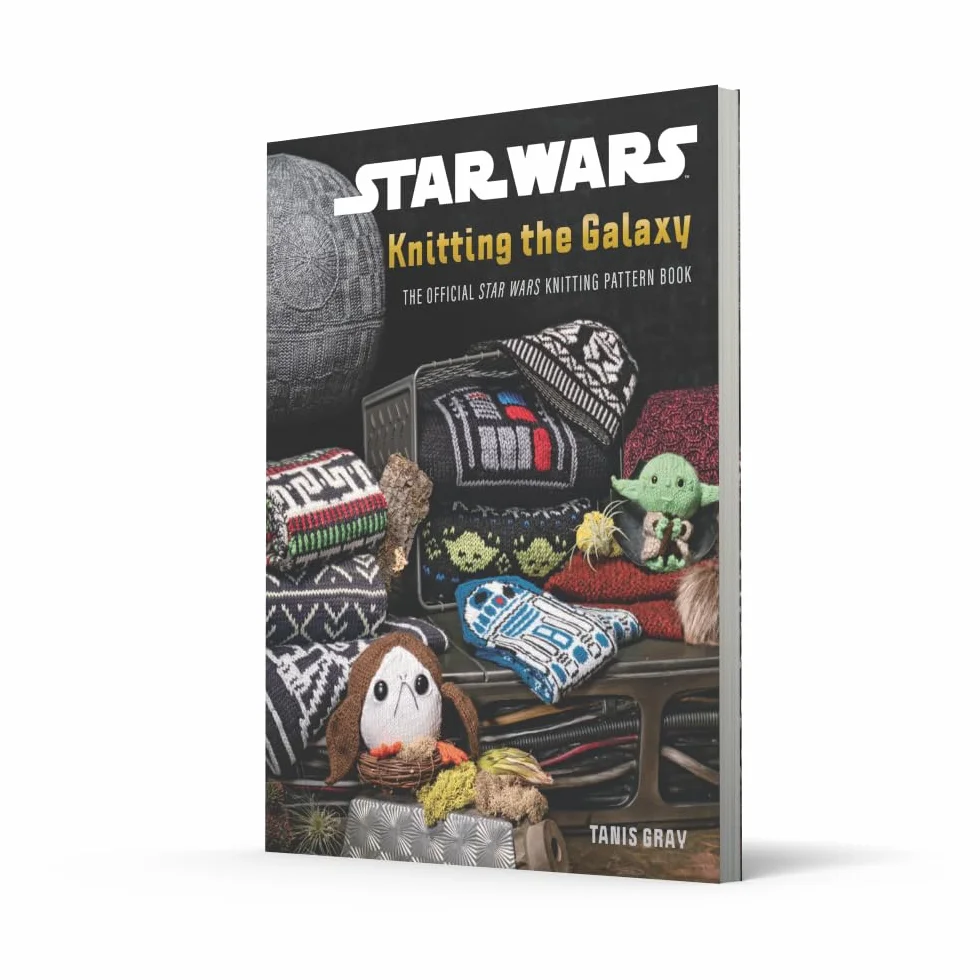 Star Wars Knitting the Galaxy Official Knitting Guide 25 Patterns Costume Toy Apparel DIY