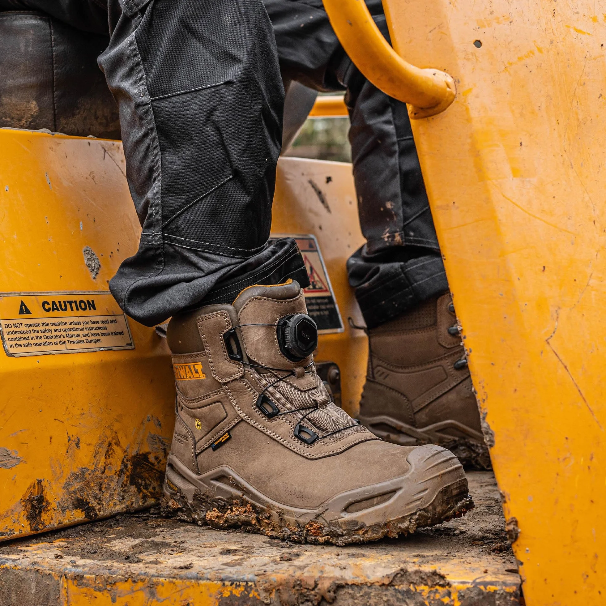 DEWALT Lander męskie wodoodporne buty robocze ze skóry nubukowej, szerokie dopasowanie, zapięcie BOA, niemetaliczne buty ochronne