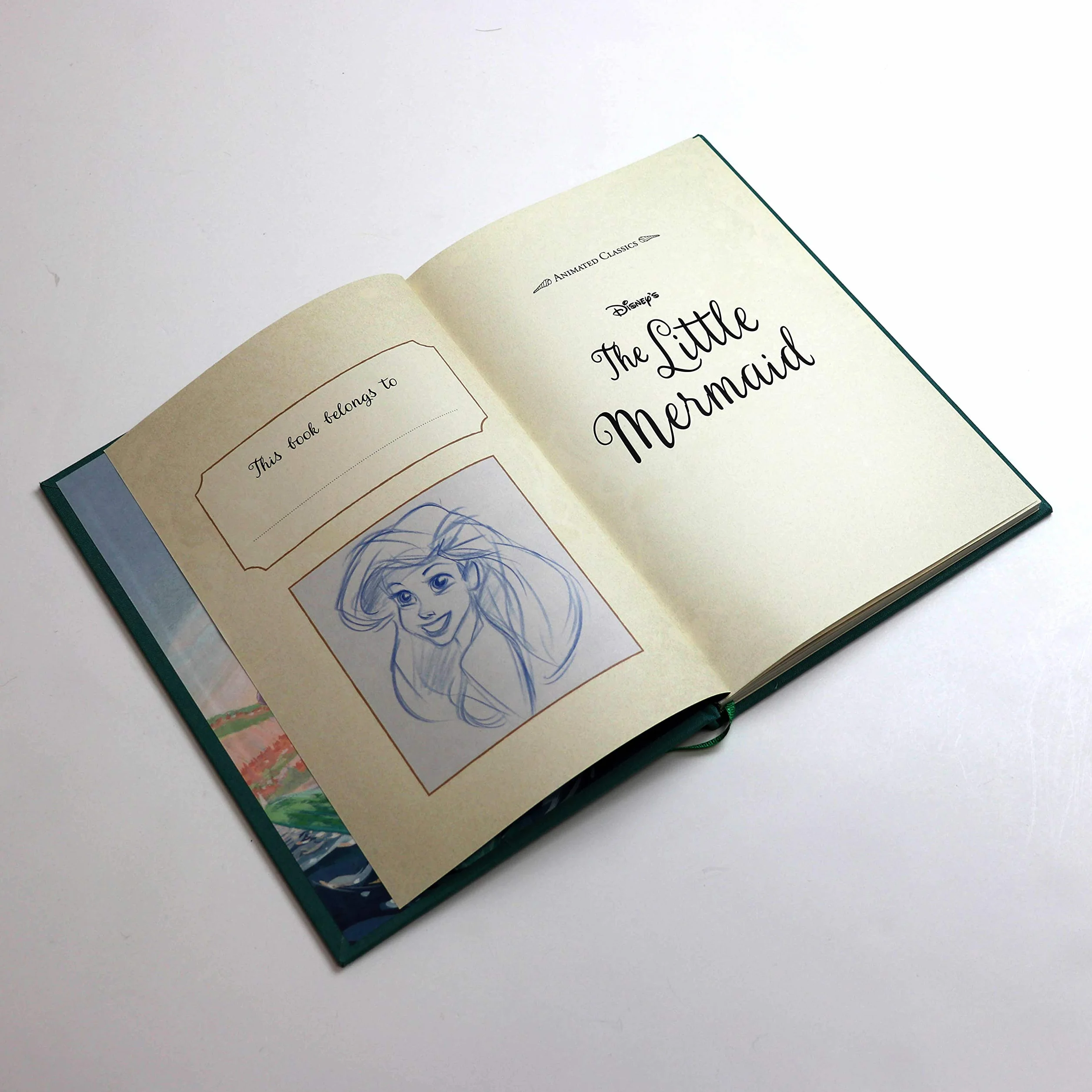 The Little Mermaid Disney Animated Classics Deluxe Gift Book