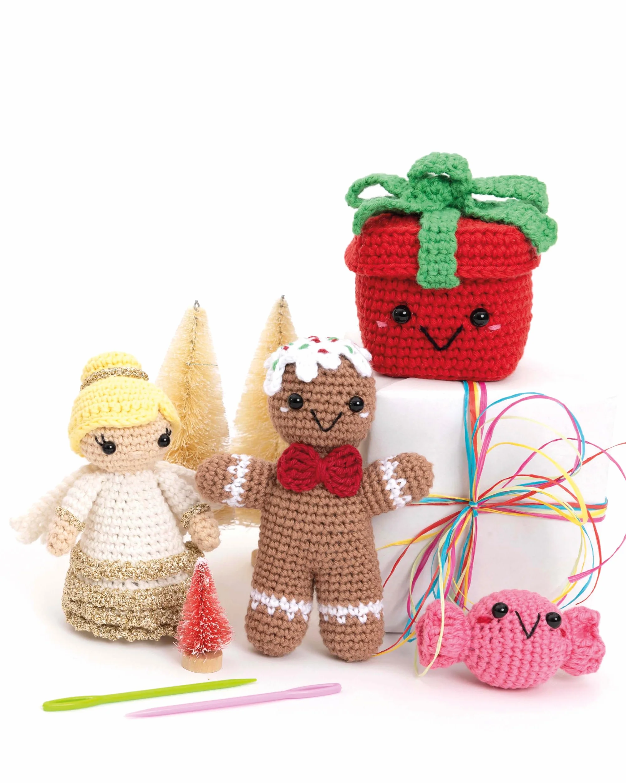 Kawaii Crochet Christmas: 40 Super Cute Amigurumi Patterns for the Festive Season